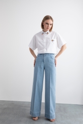 Gizia Denim Trousers With Contrasting Stitching Detail Waist Buckle Accessories. 3