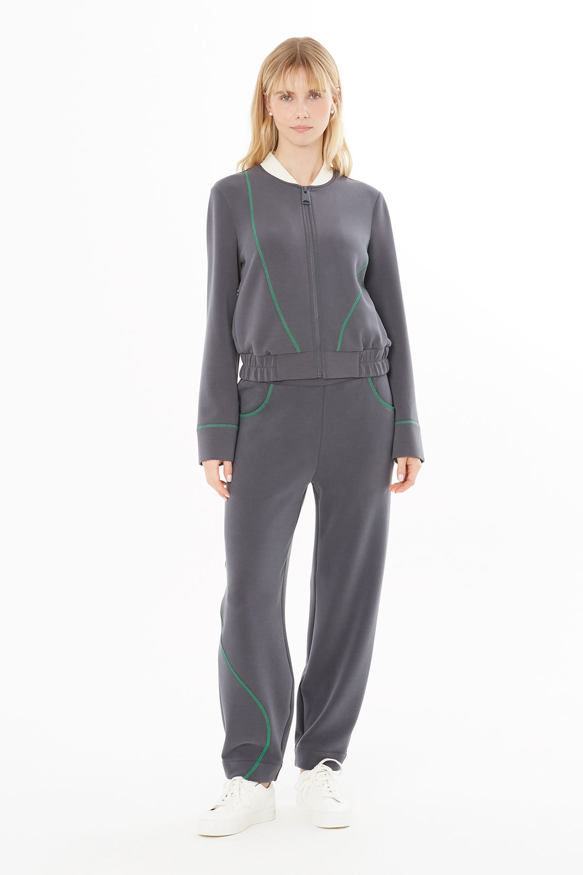 Önü Bağcıklı Eşofman Altı