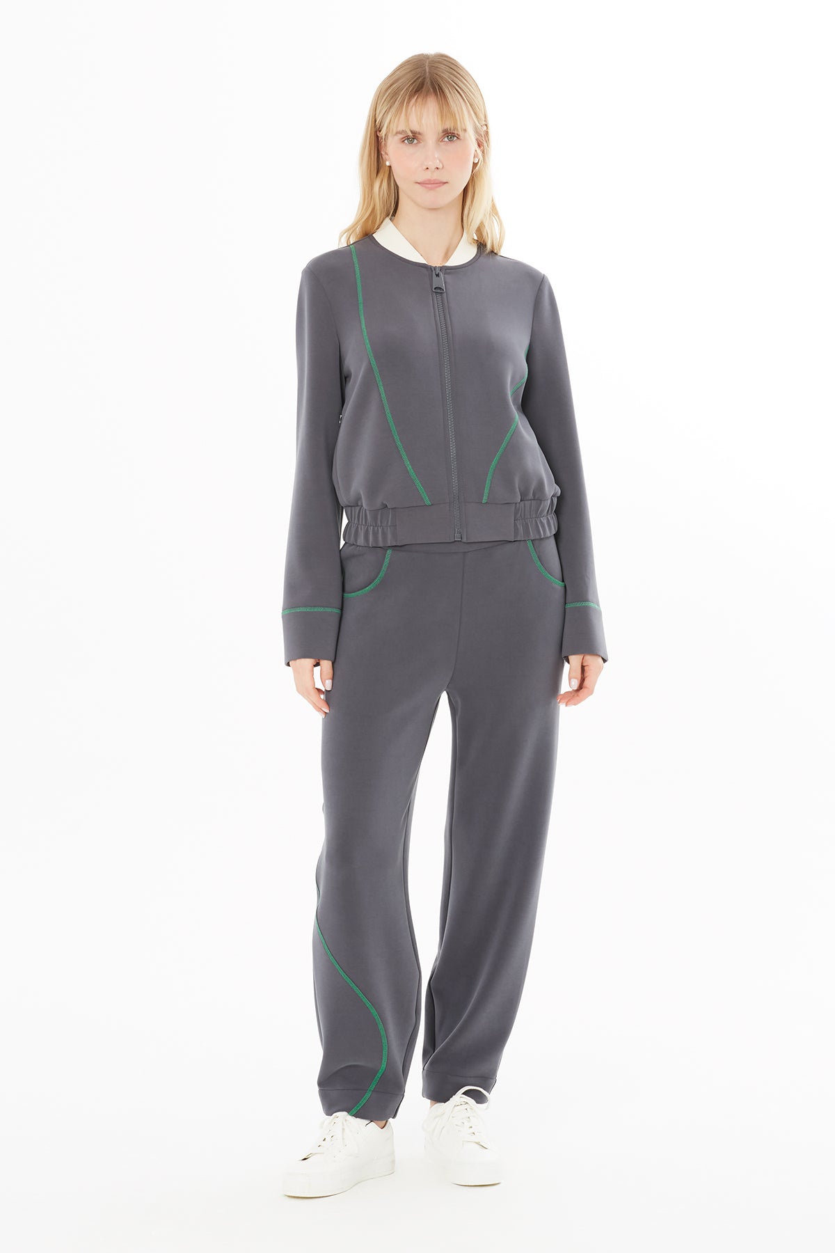 Önü Bağcıklı Eşofman Altı