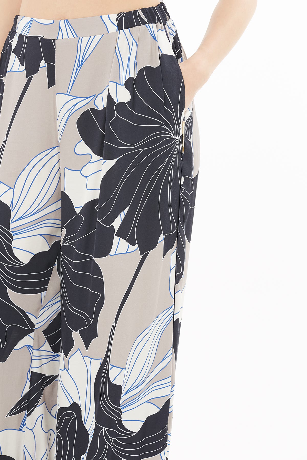 Bol Kesim Desenli Pantolon