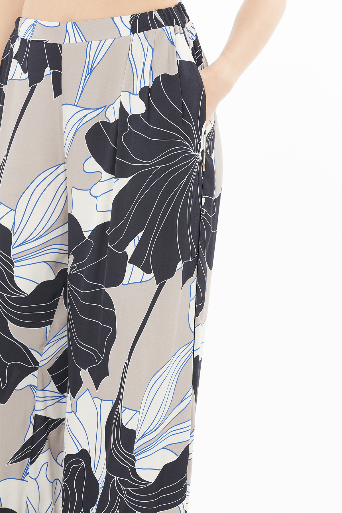 Bol Kesim Desenli Pantolon