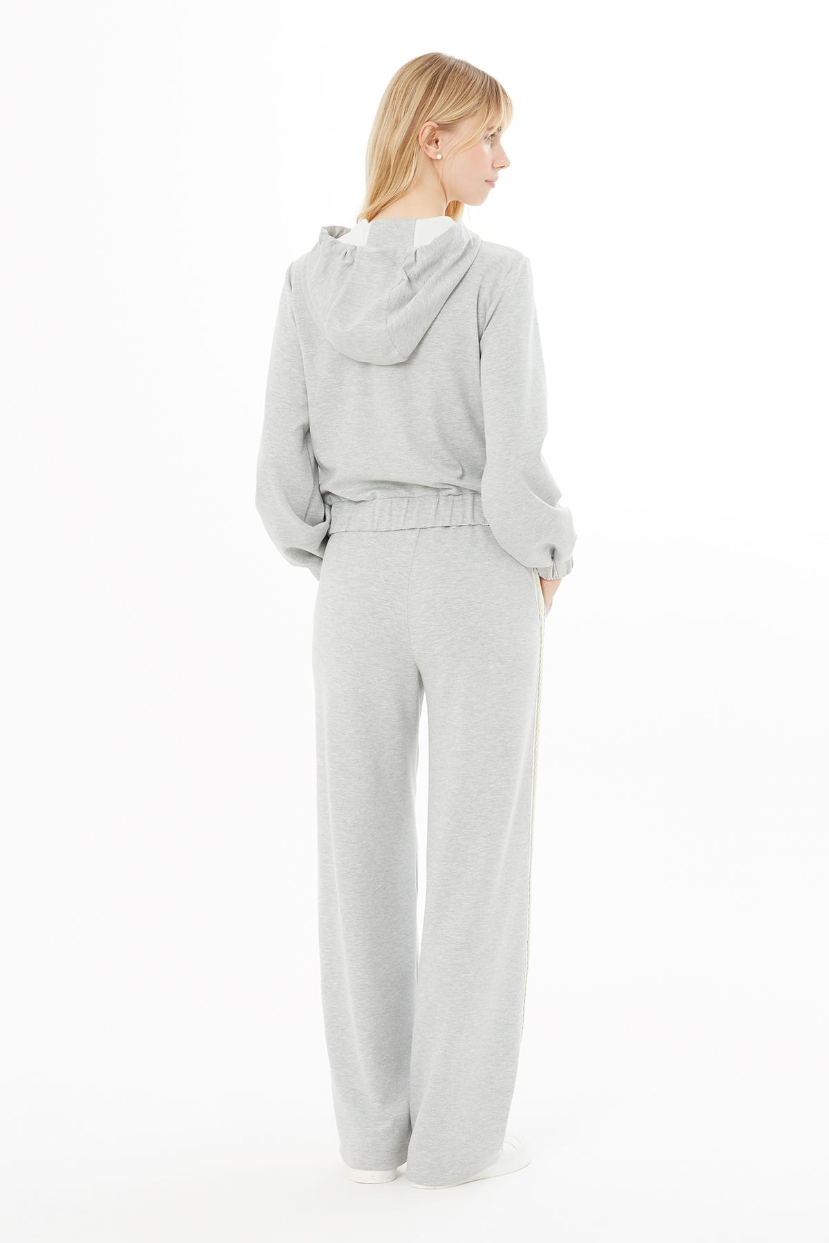 Kapüşonlu Nakışlı Ceket