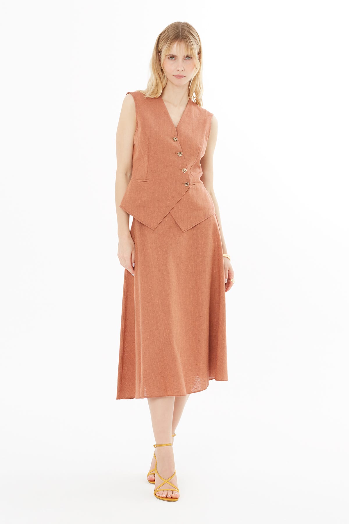 Midi Etek Ve Yelekli Tarçın Takım