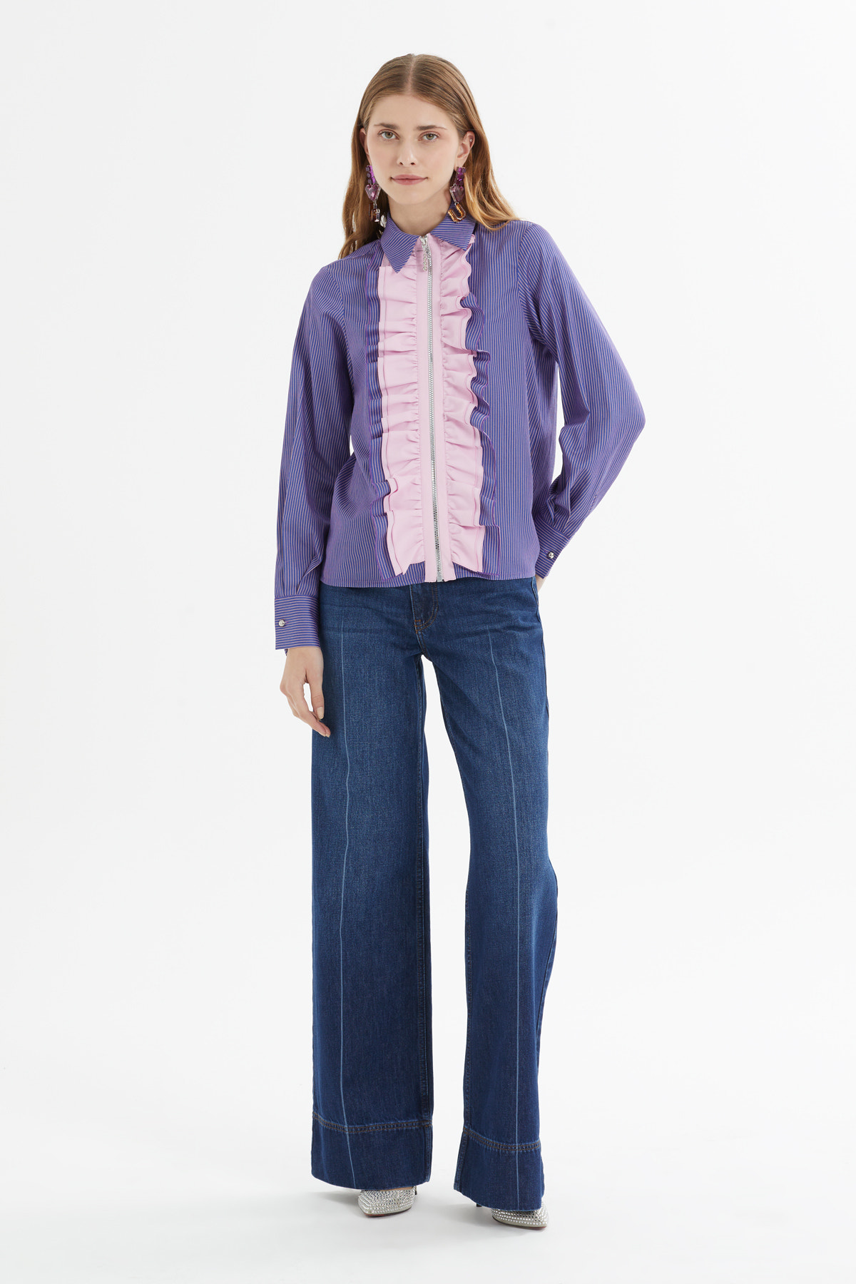 Yakası Fırfır Detaylı Çizgili Poplin Gömlek