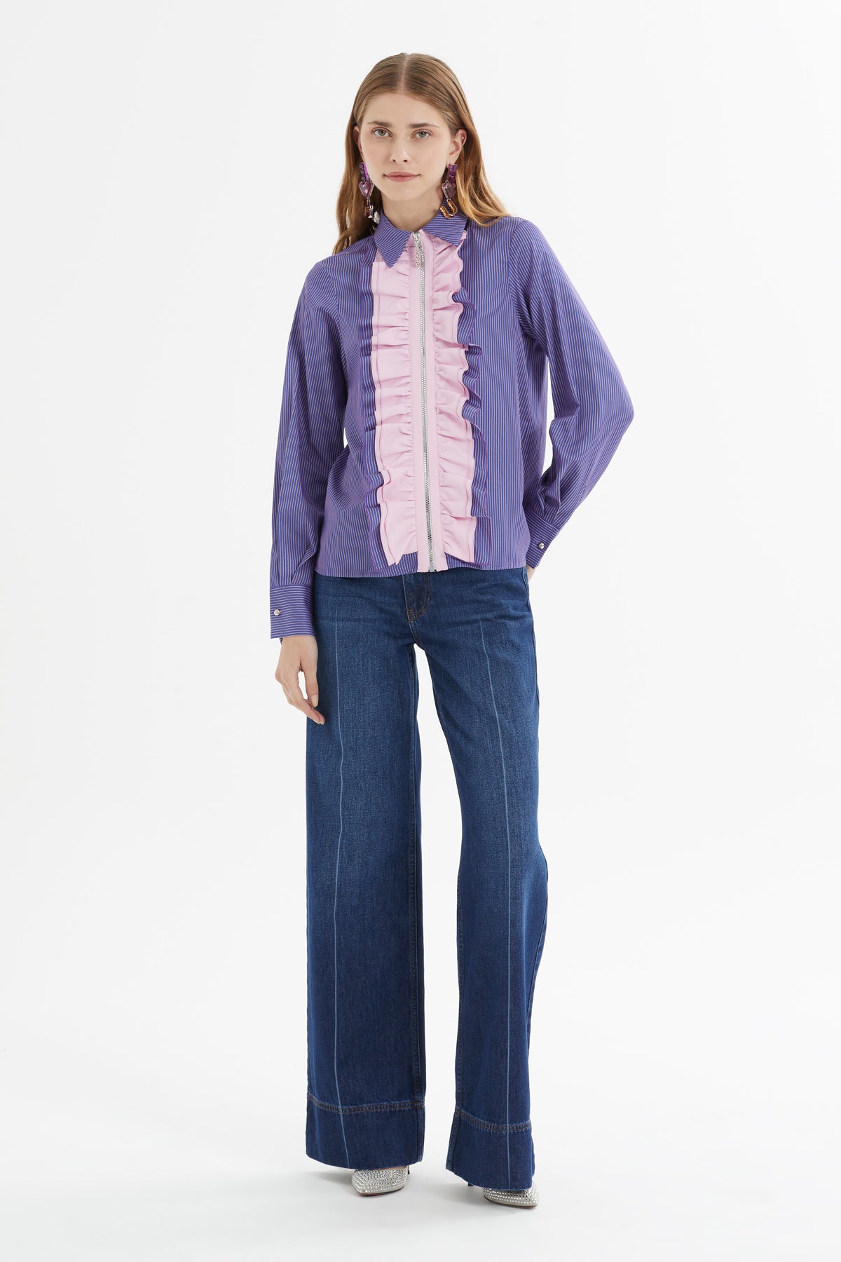 Yakası Fırfır Detaylı Çizgili Poplin Gömlek