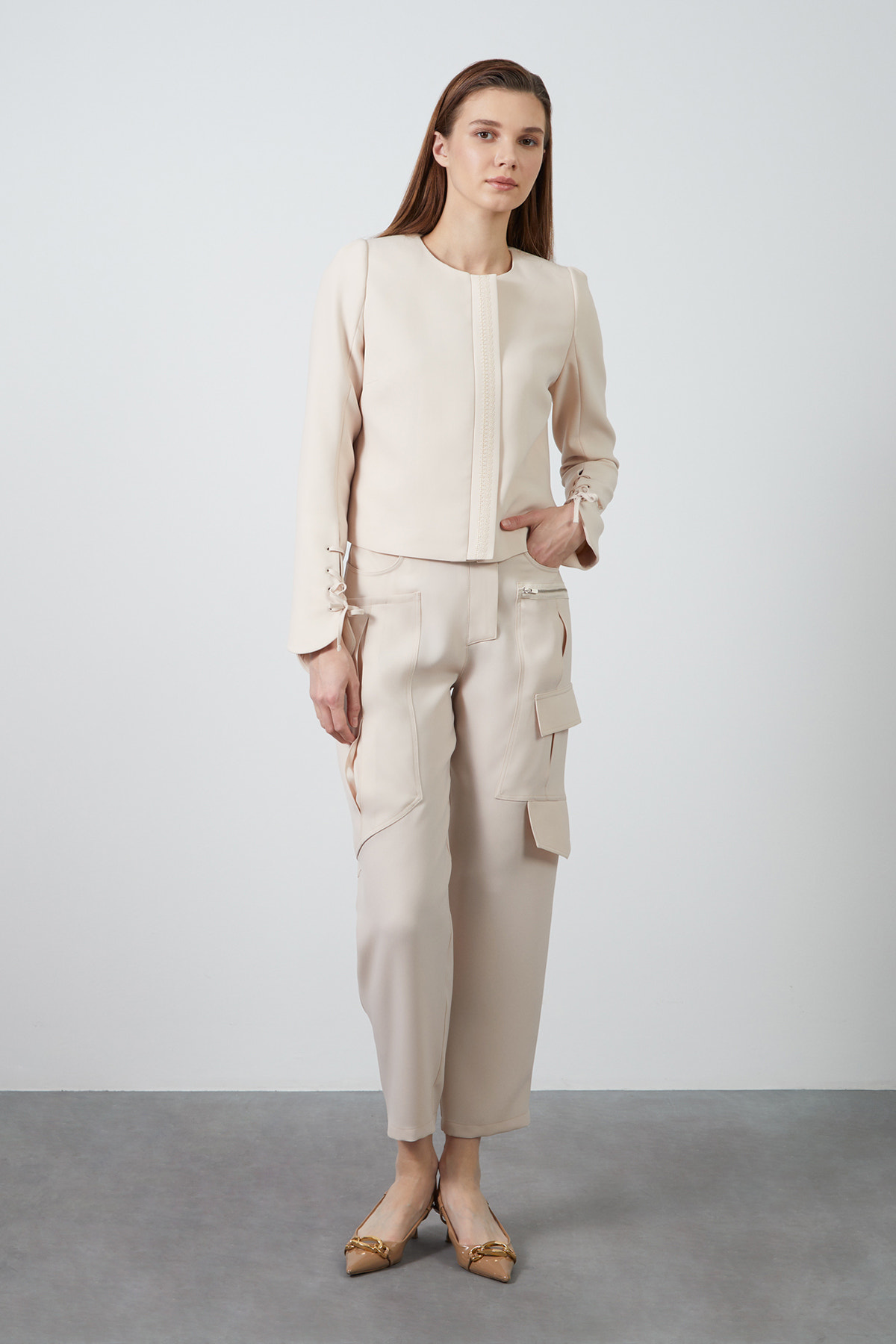 Kargo Cep Detaylı Bej Pantolon