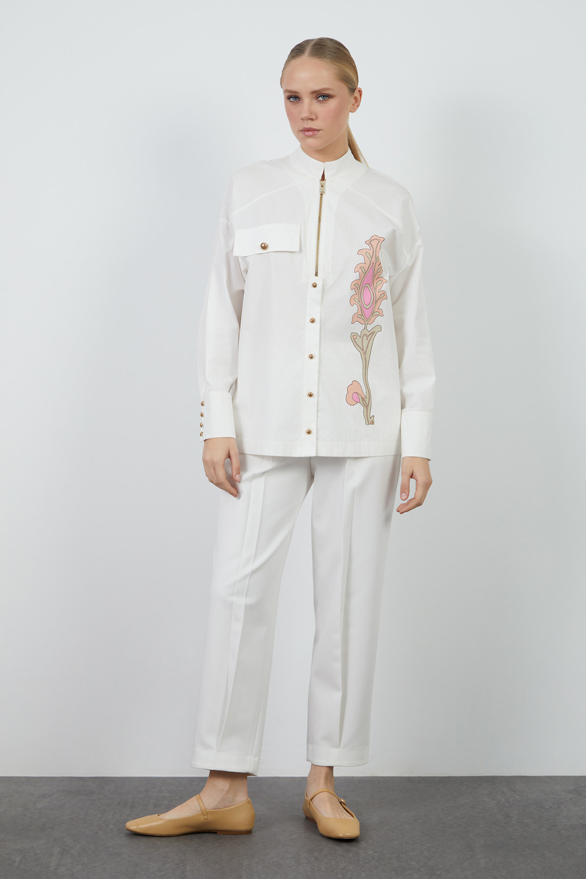 Fermuar Ve Düğme Detaylı Önü Baskılı Gömlek