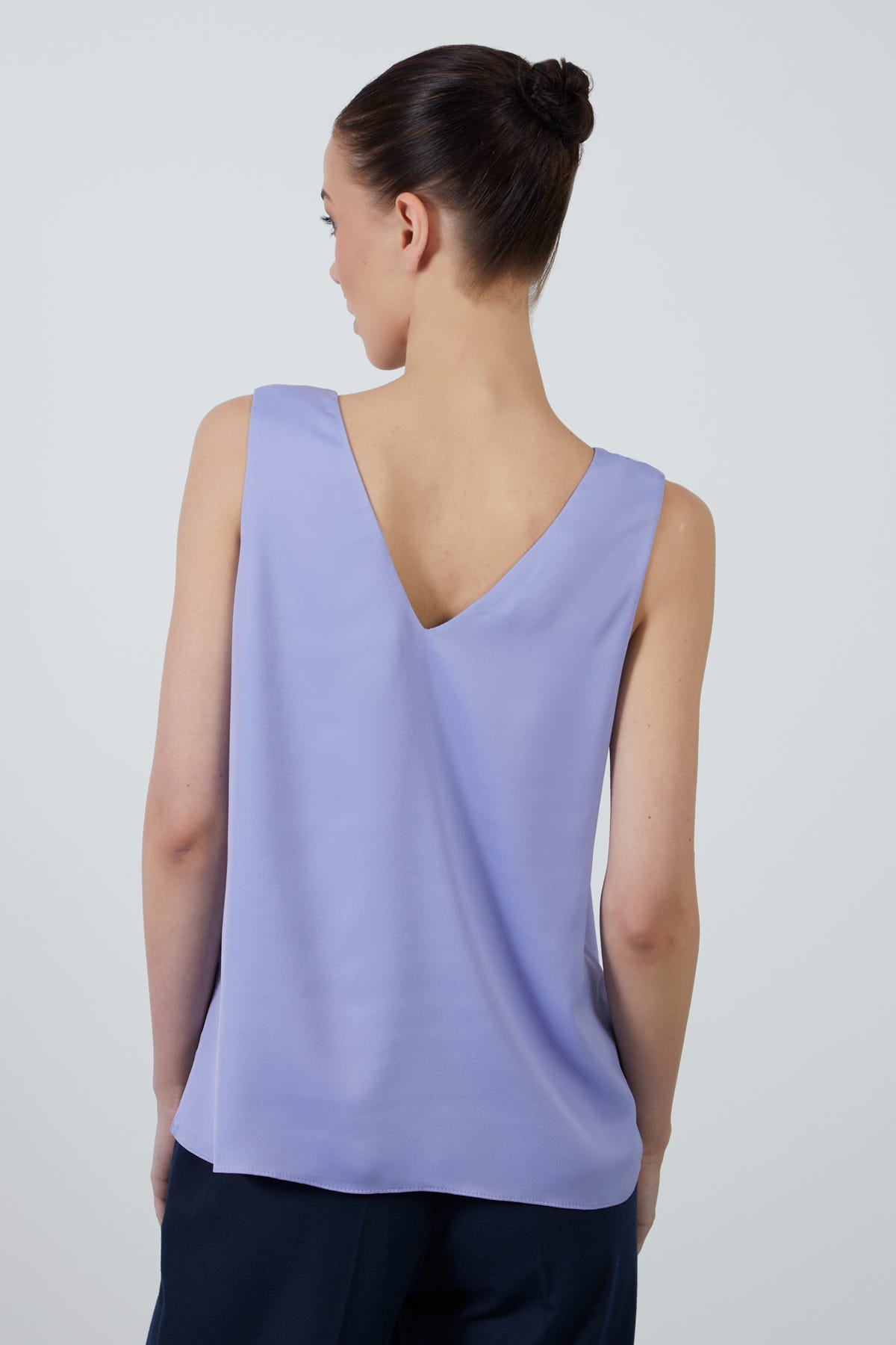 V Yaka Saten Mor Kolsuz Bluz