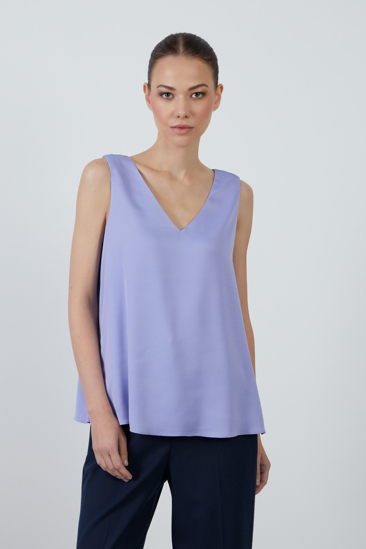 V Yaka Saten Mor Kolsuz Bluz