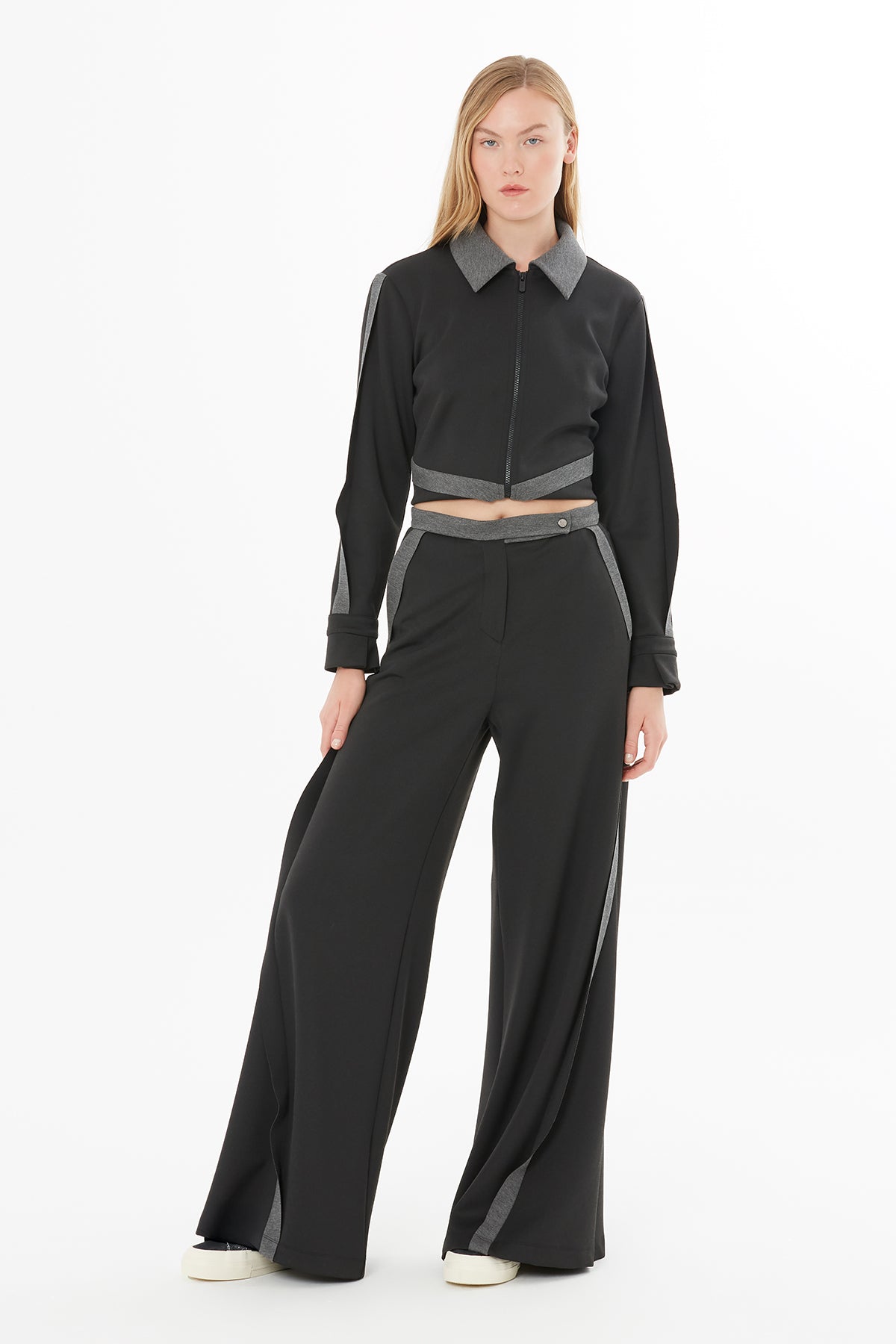 Kontrast Şerit Detaylı Eşofman Altı