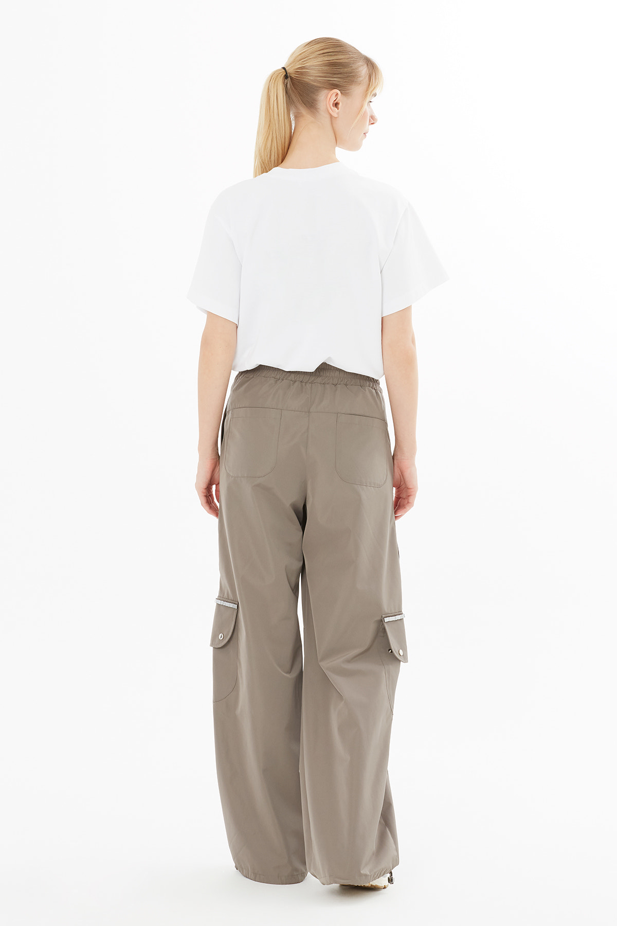 Aksesuarlı İşlemeli Yağmurluk Eşofman Altı