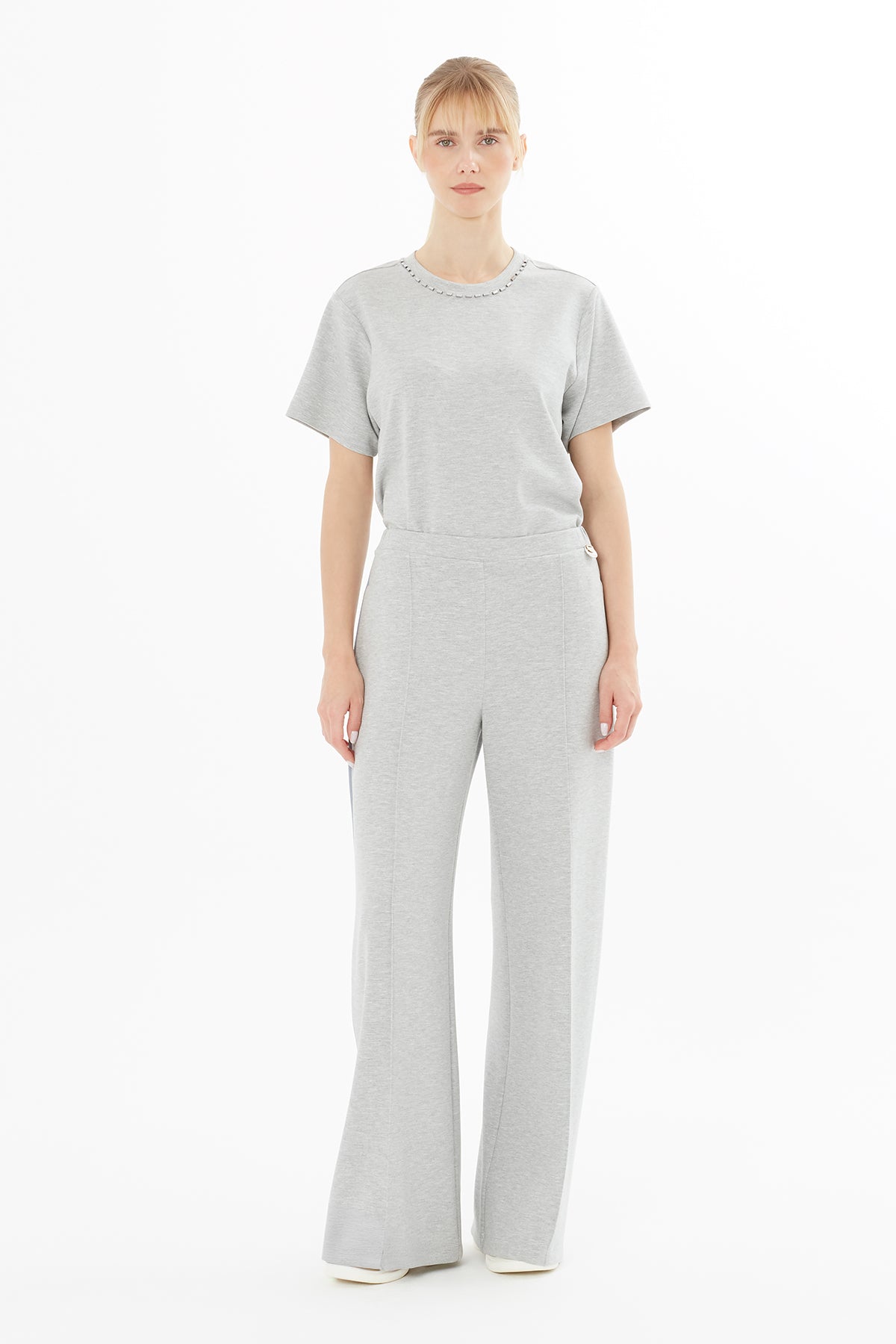 Biye Detaylı Aksesuarlı Eşofman Altı