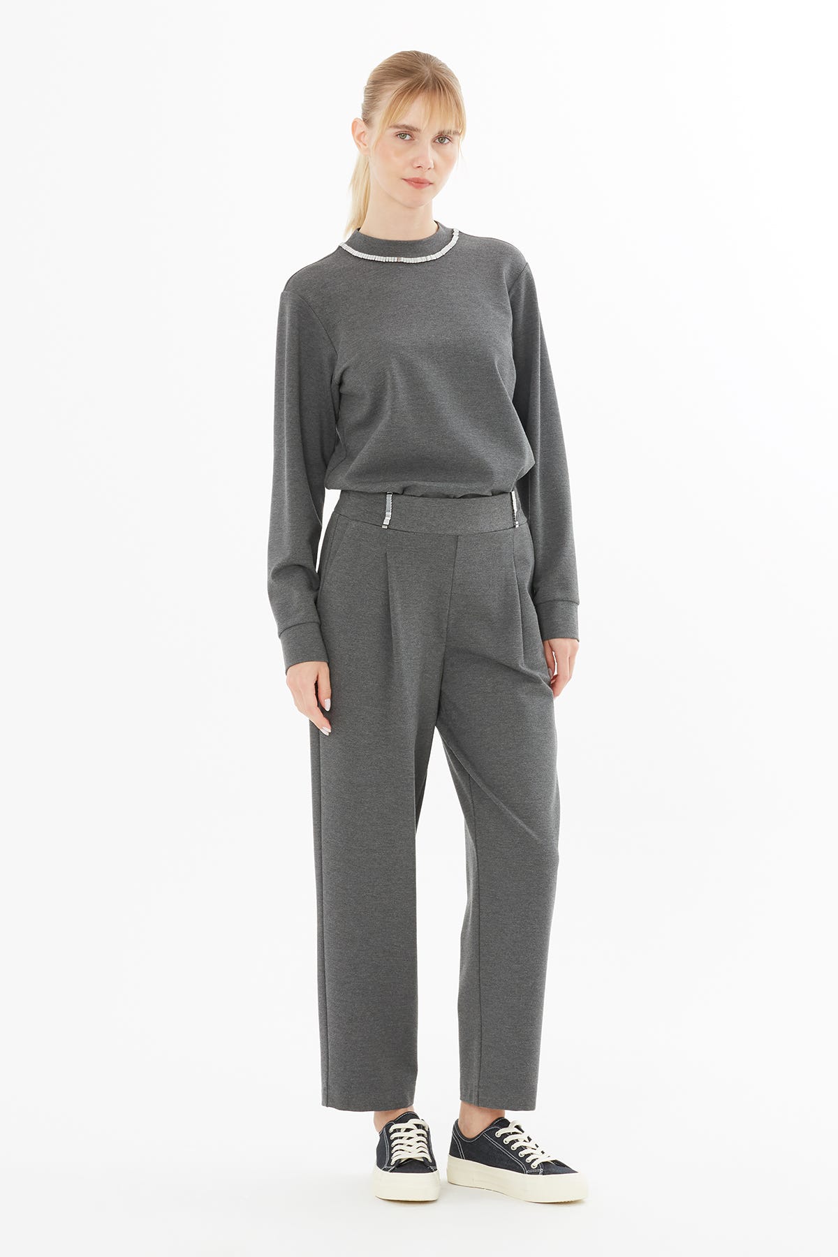 İşleme Detaylı Bileği Lastikli Eşofman Altı