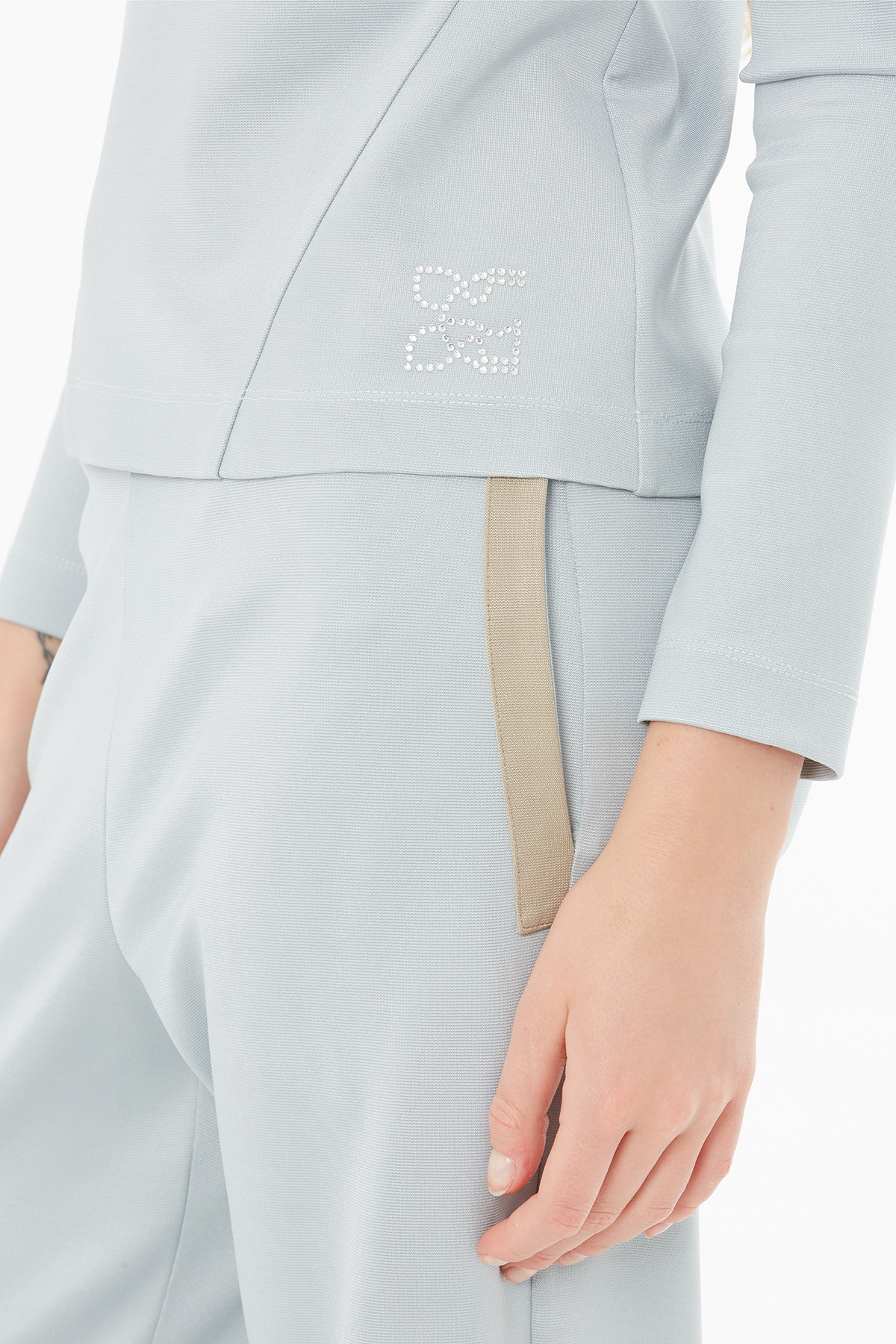 Taşlı G Logolu T-Shirt