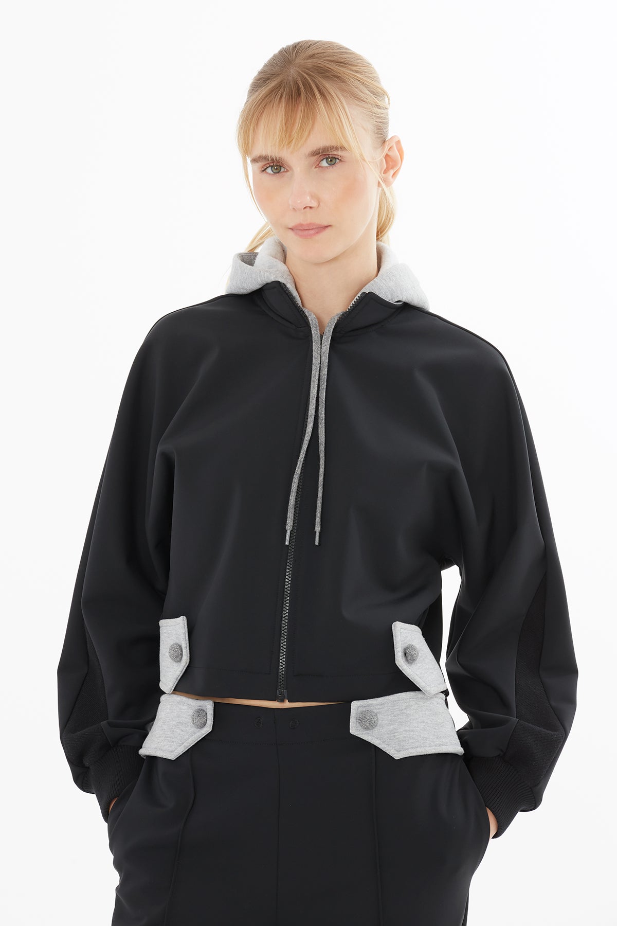 Kontras Detaylı Apoletli Ceket