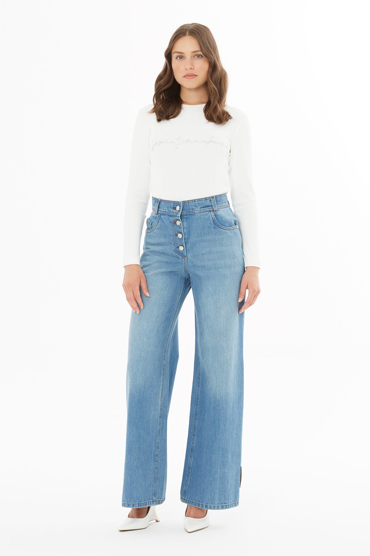 Jagron Detaylı Cebi Nakış Detaylı Bol Paça Jean