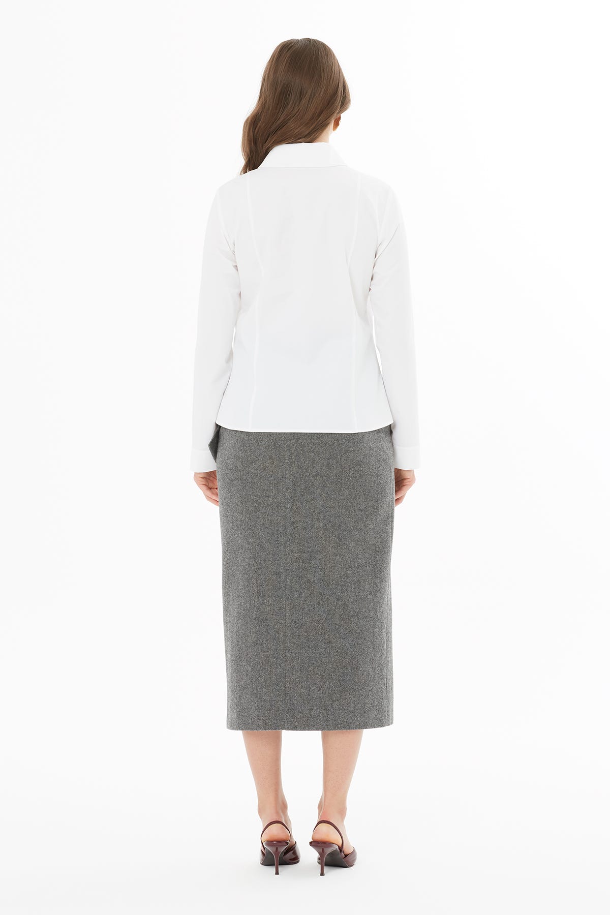 Düğme Detaylı Süs Cepli Gömlek