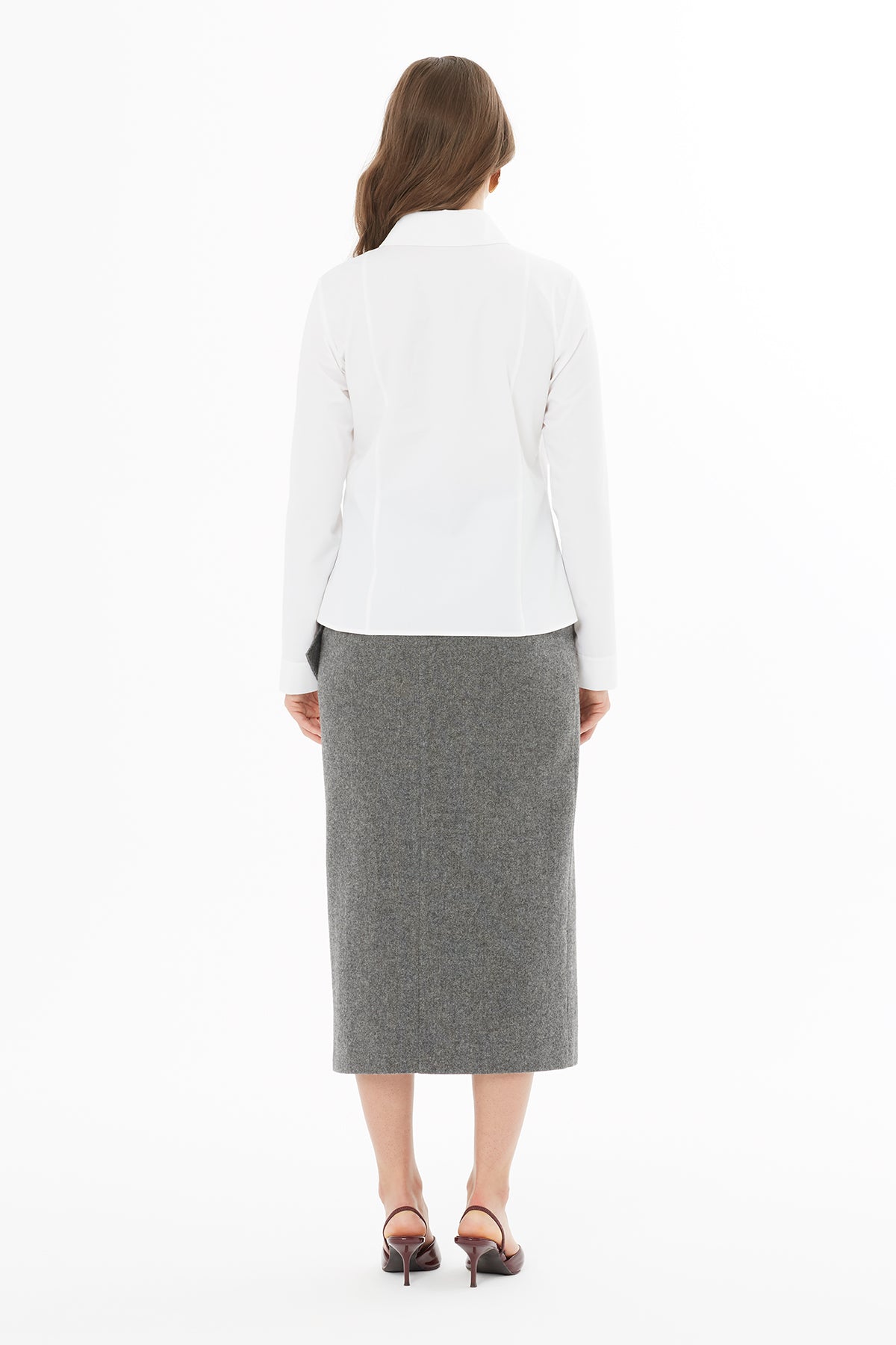 Düğme Detaylı Süs Cepli Gömlek