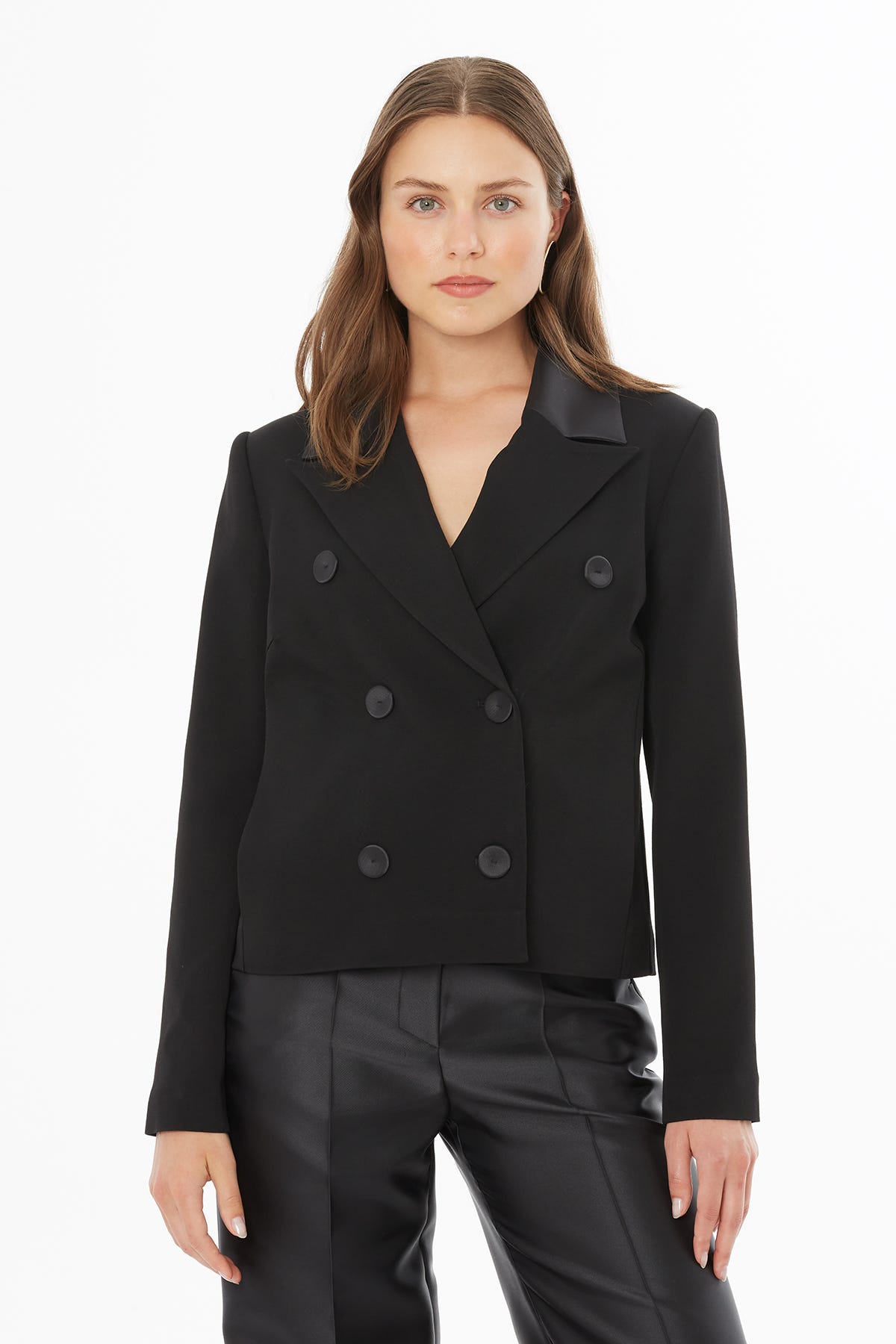 Düğme Detaylı Kruvaze Ceket