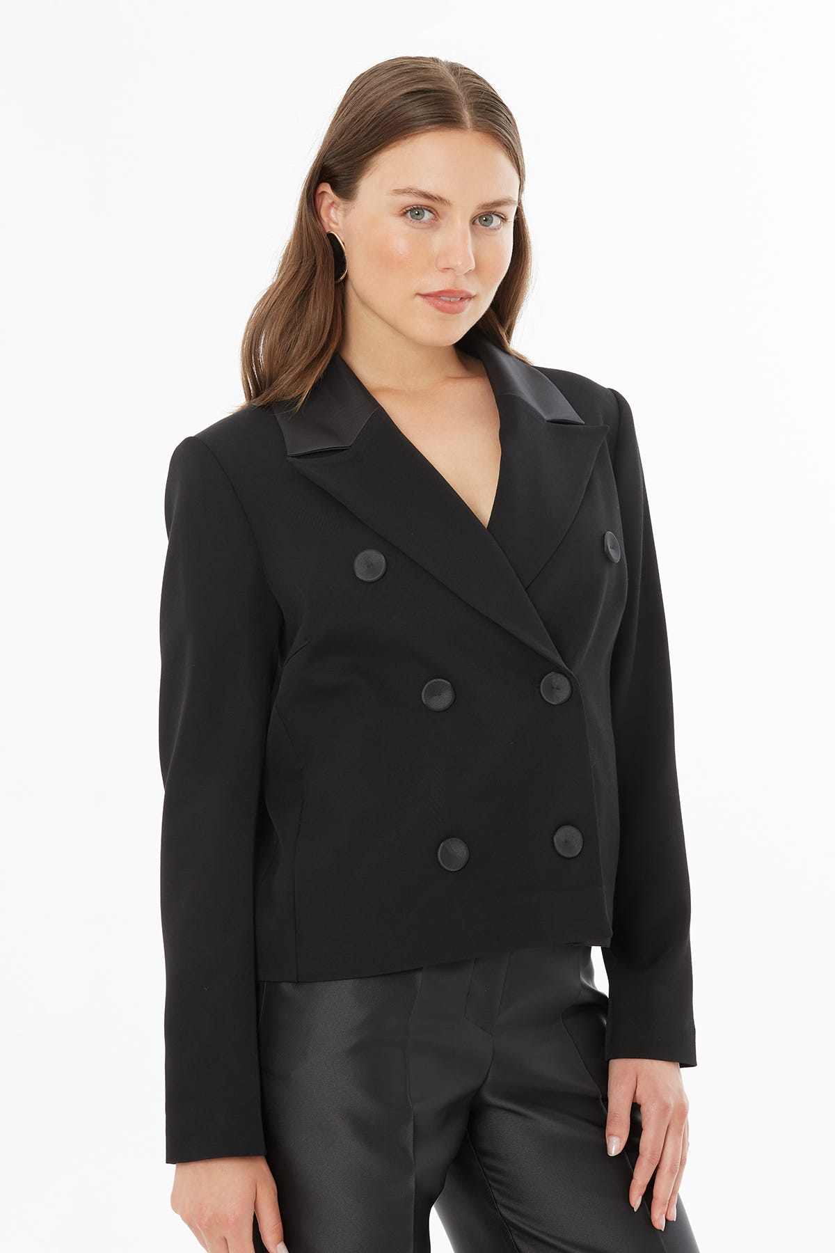 Düğme Detaylı Kruvaze Ceket