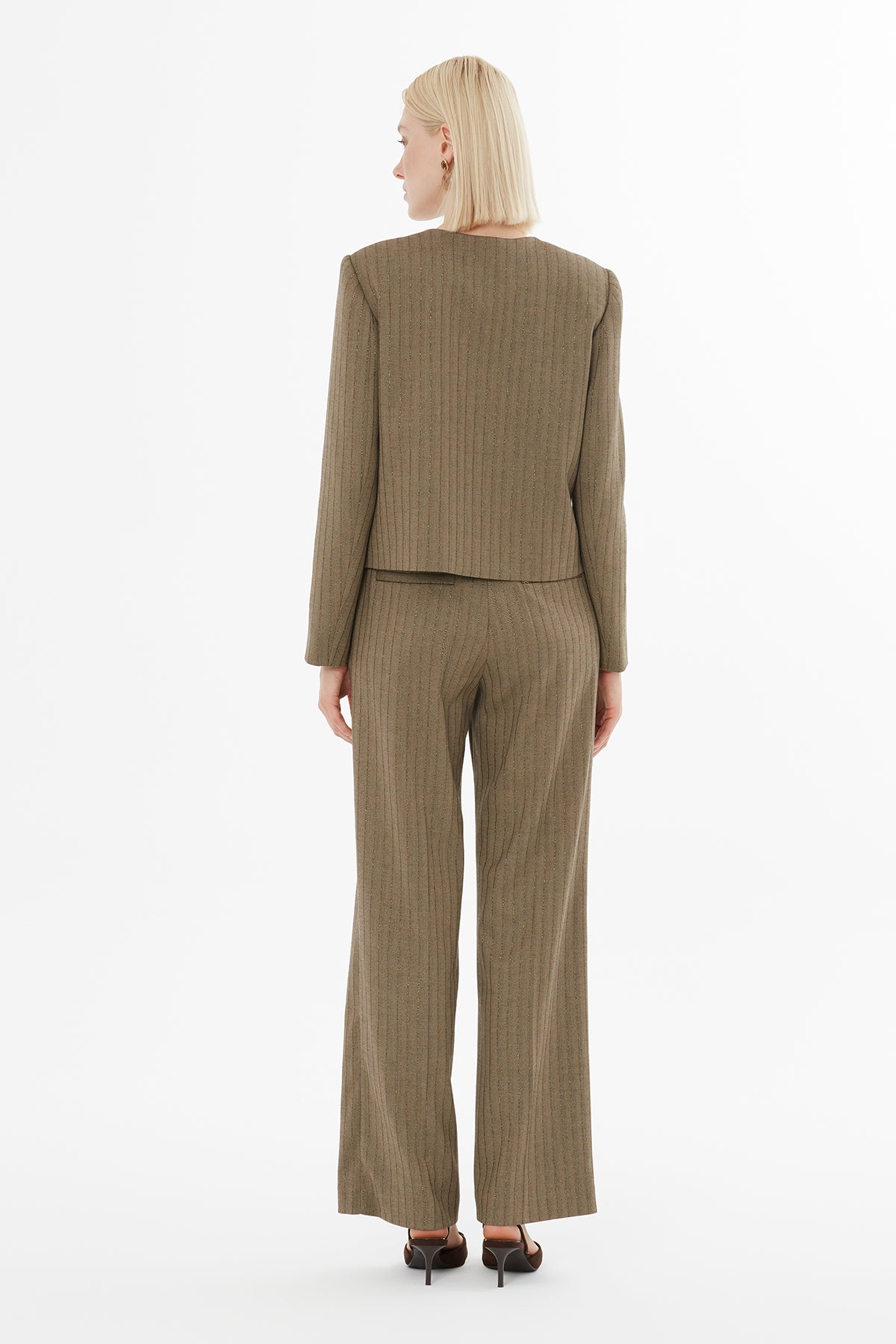 Mono Kapama Ceket Ve Pantolonlu Takım