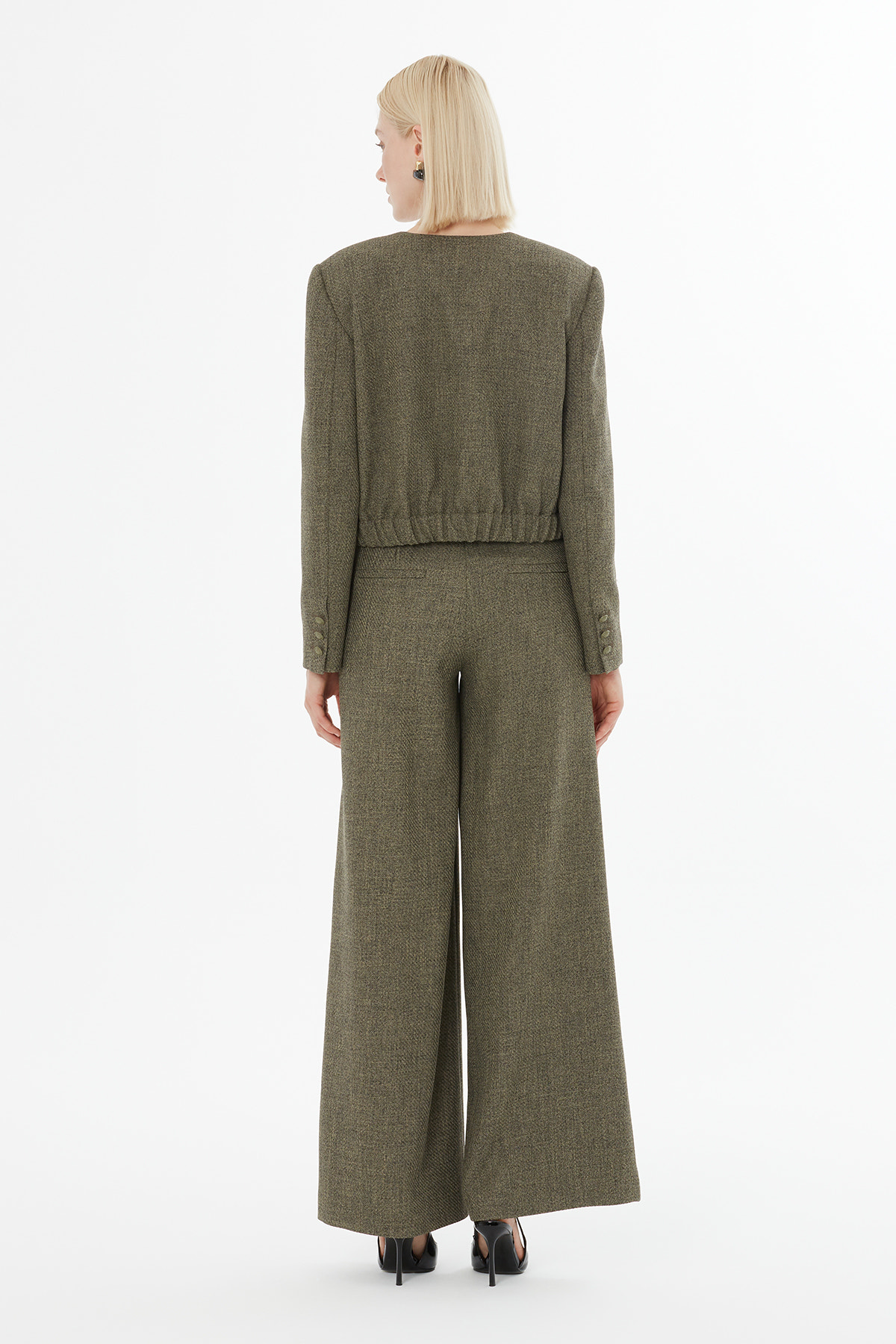 Beli Lastikli Ceket Ve Pantolonlu Takım