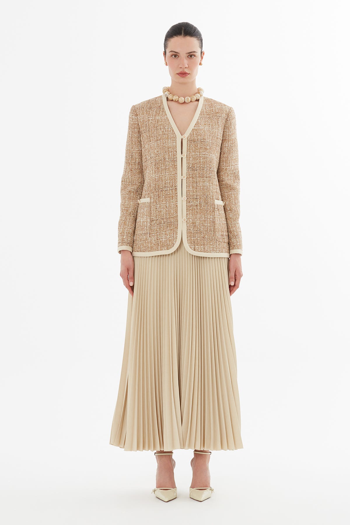 Düğme Kapamalı Ceket Ve Piliseli Etek Takım