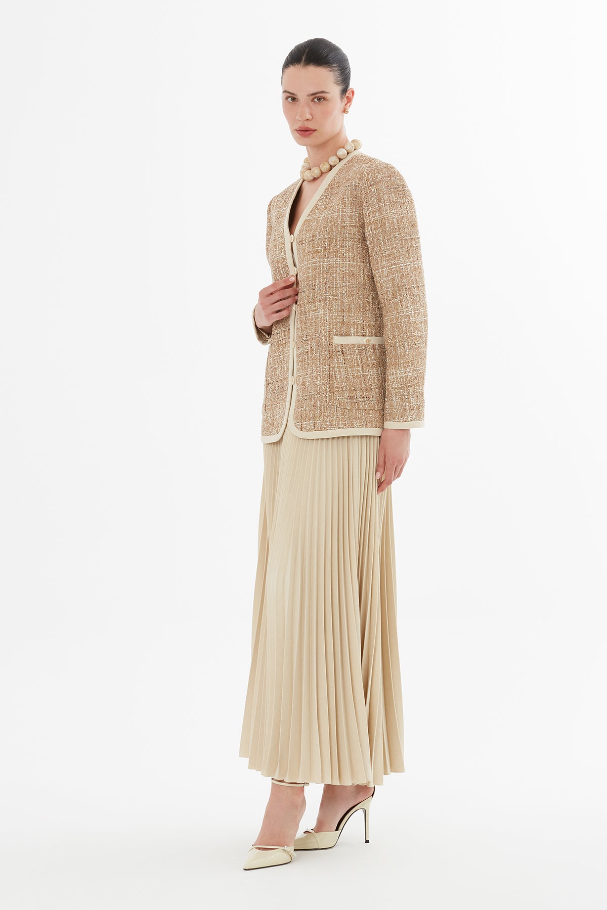 Düğme Kapamalı Ceket Ve Piliseli Etek Takım