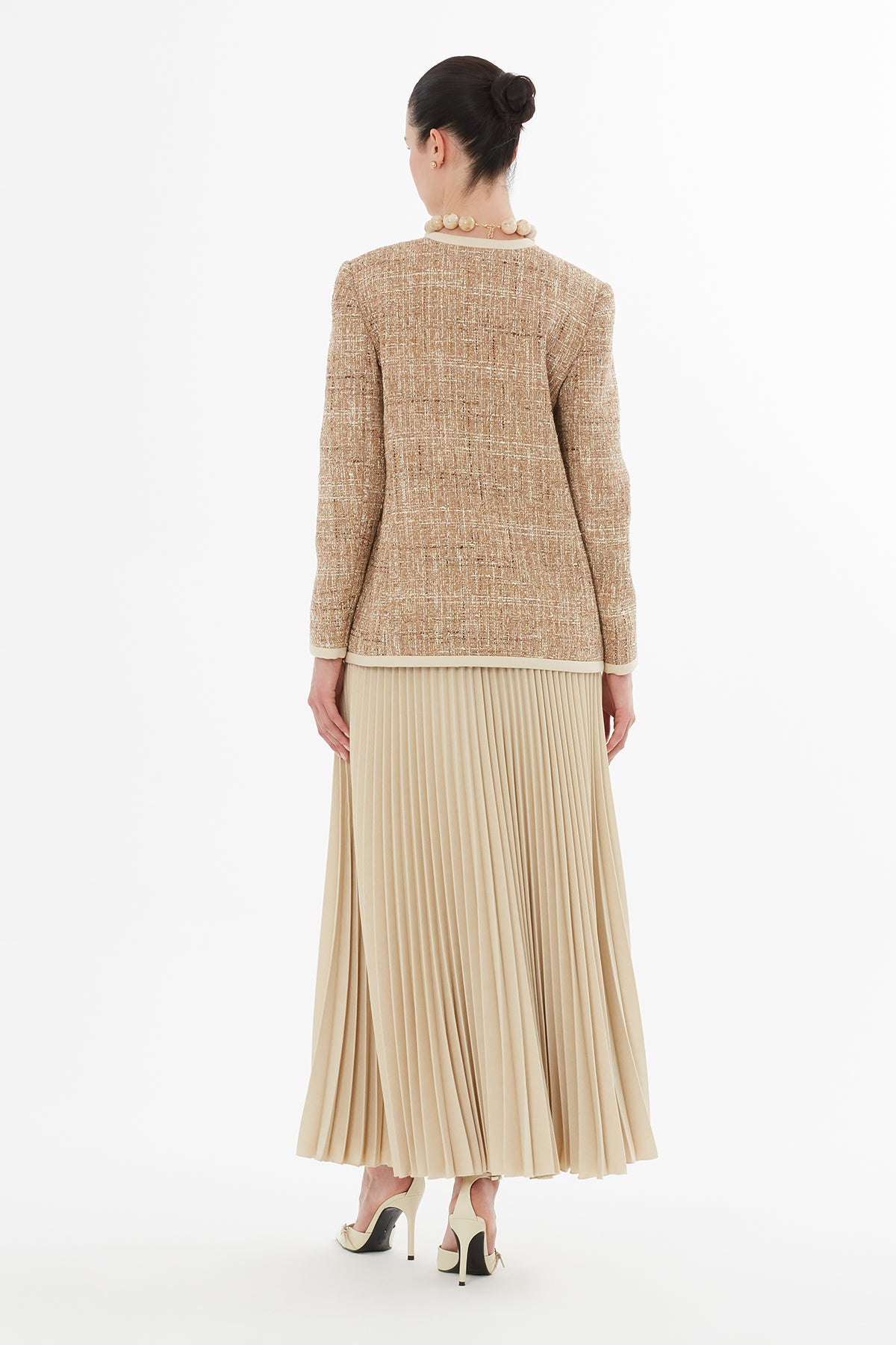 Düğme Kapamalı Ceket Ve Piliseli Etek Takım