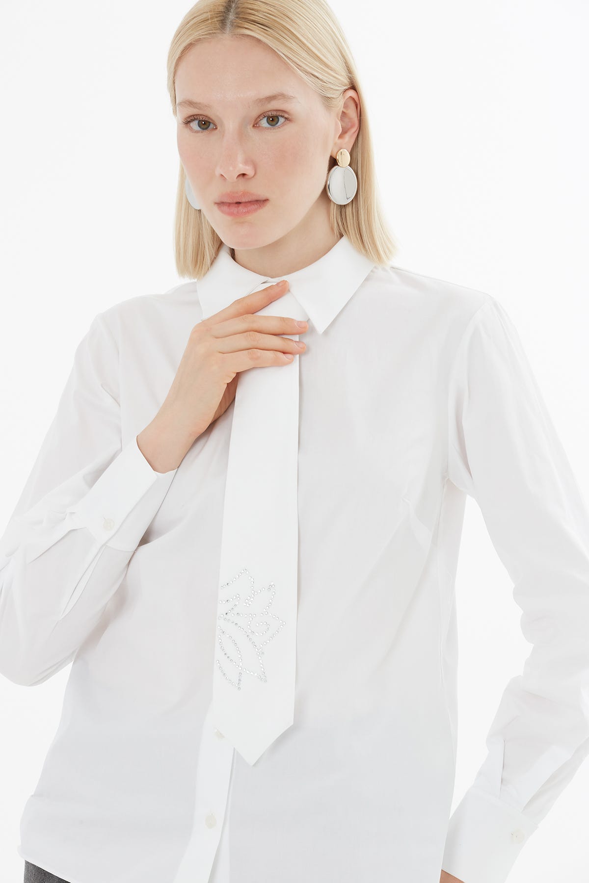 Baskı Detaylı Kravatlı Gömlek