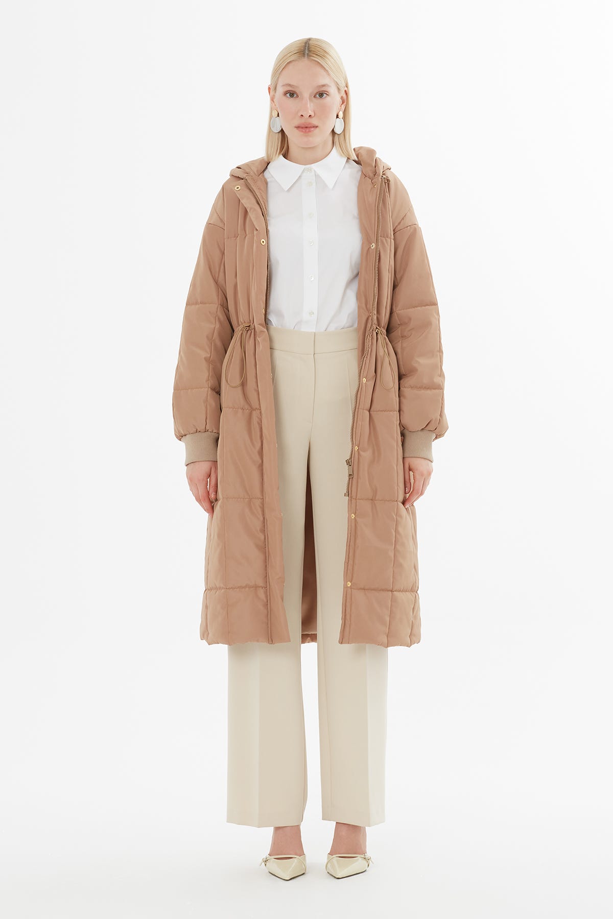 Büyük Cepli Uzun Kapitone Mont