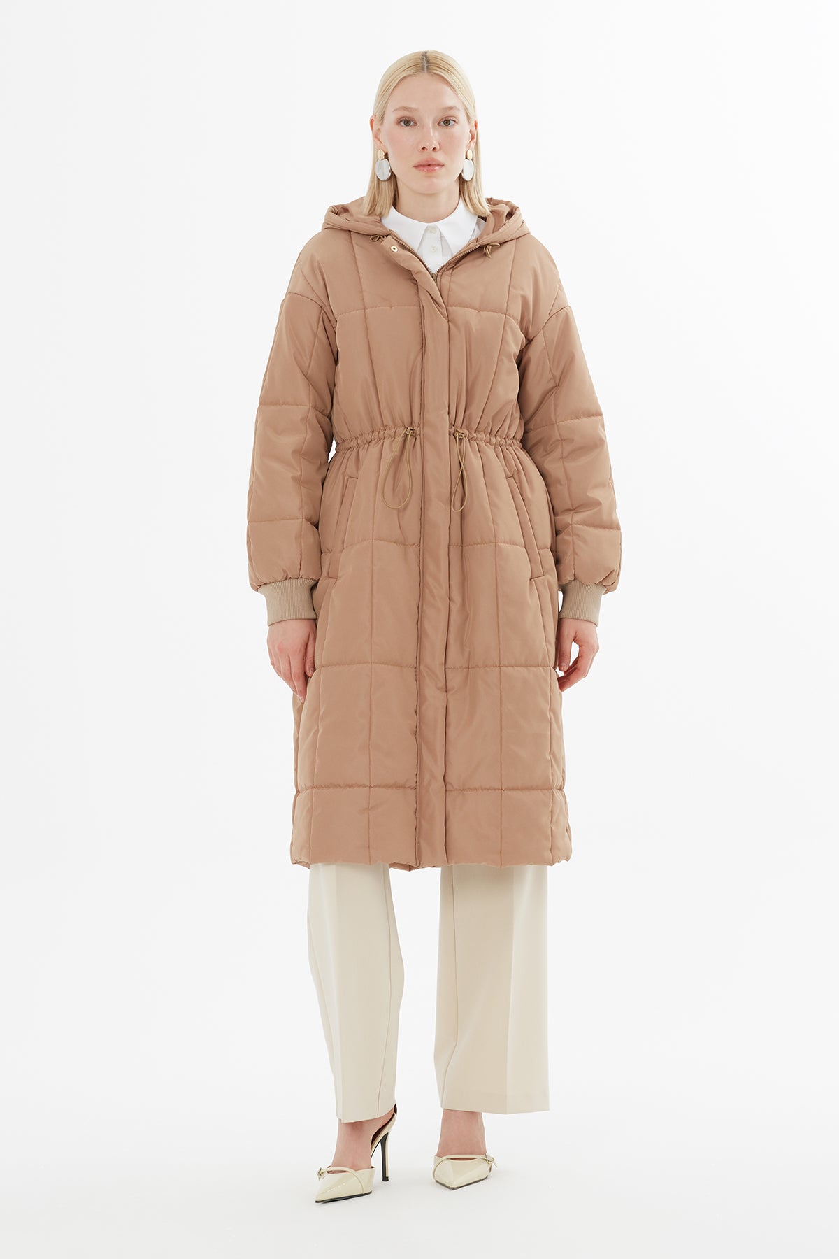 Büyük Cepli Uzun Kapitone Mont