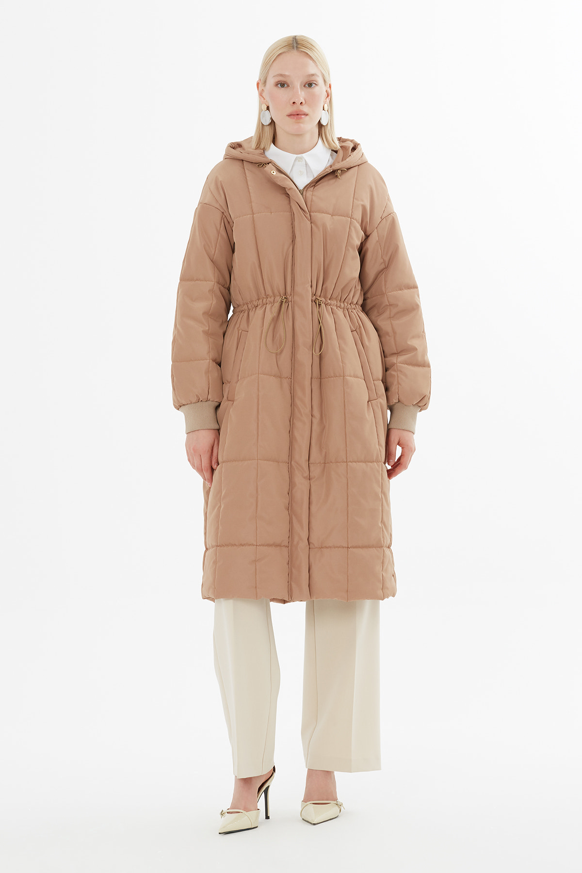 Büyük Cepli Uzun Kapitone Mont