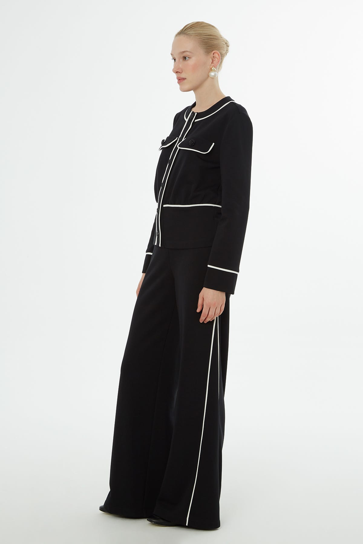 Düğme Kapamalı Hırka Ve Eşofman Takımı