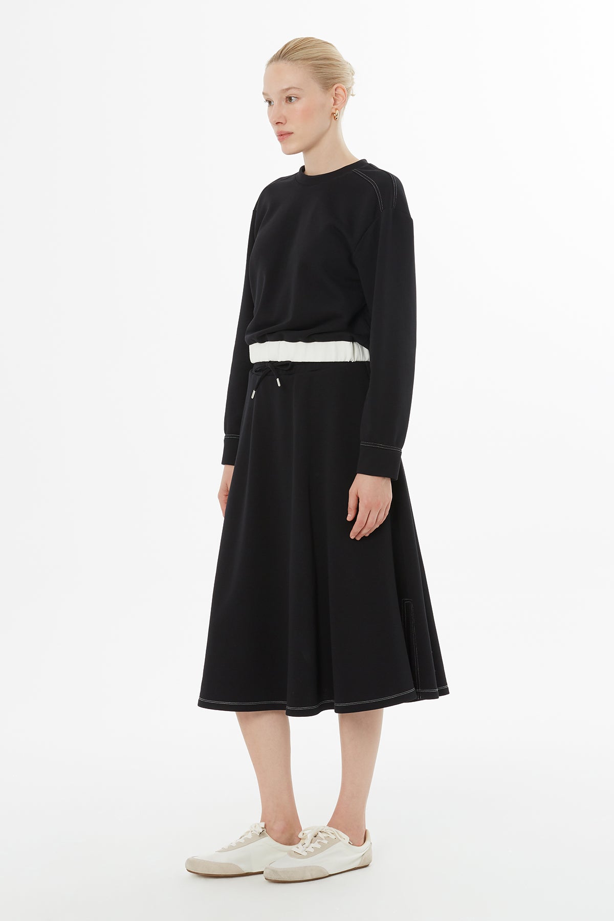 Beli Lastikli Kordonlu  Etekli Takım