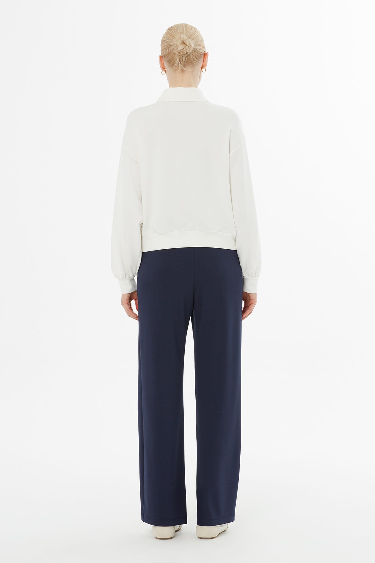 Düğmeli Uzun Kol Bluz ve Eşofman Takımı