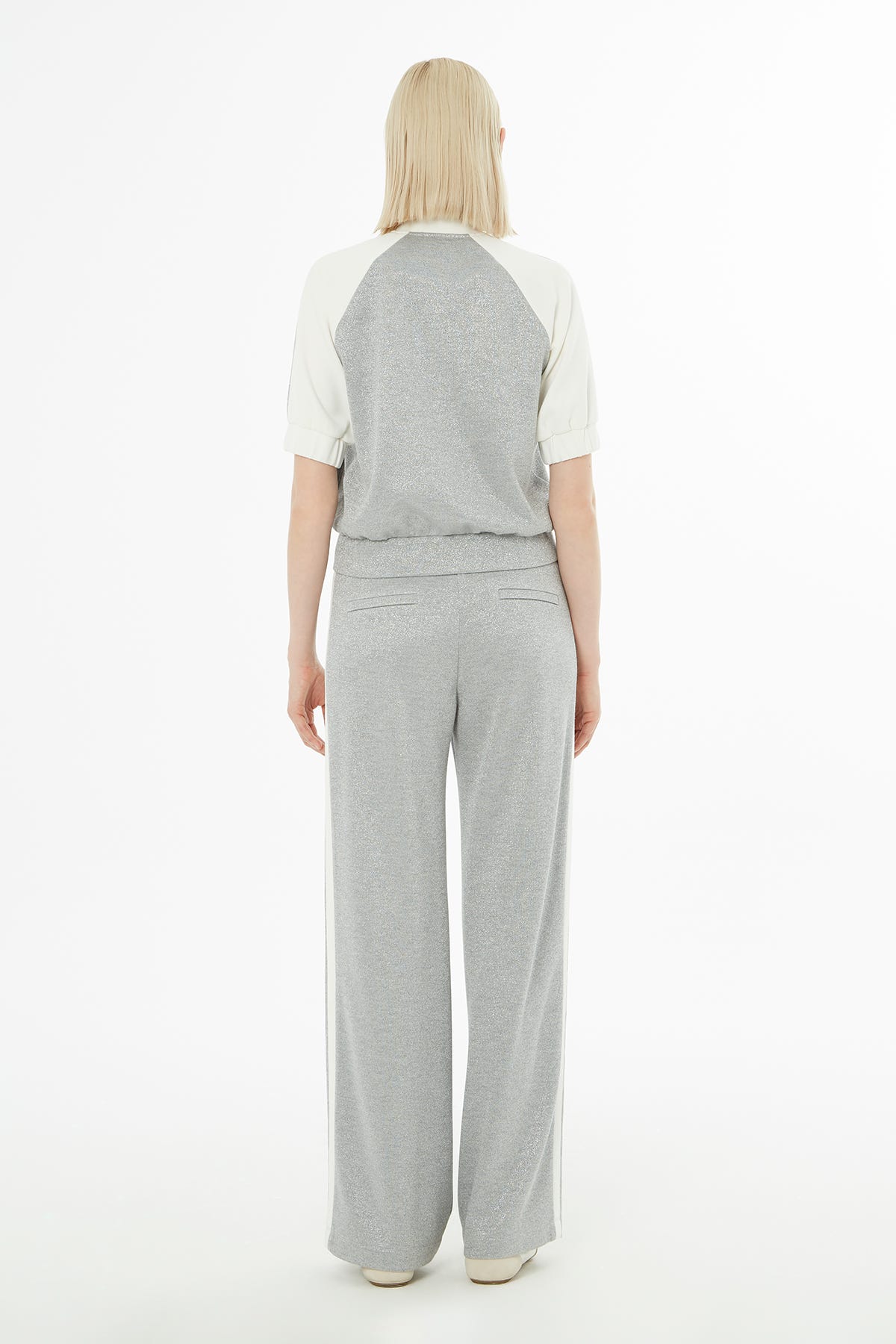 Etek Ucu Garnili Eşofman Takımı