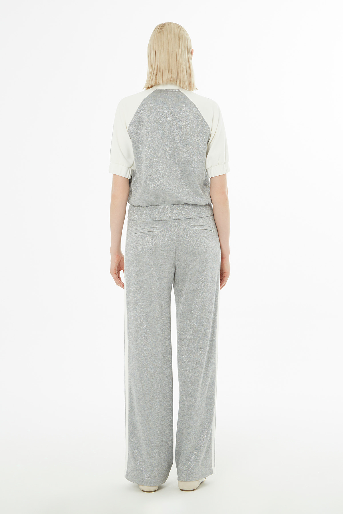 Etek Ucu Garnili Eşofman Takımı