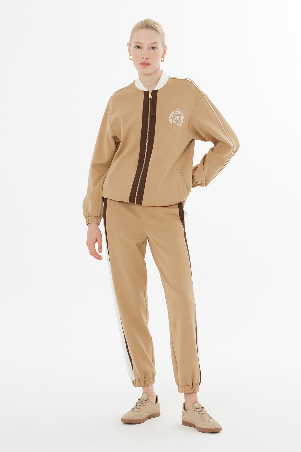 Fermuarlı Triko Yakalı Eşofman Takımı