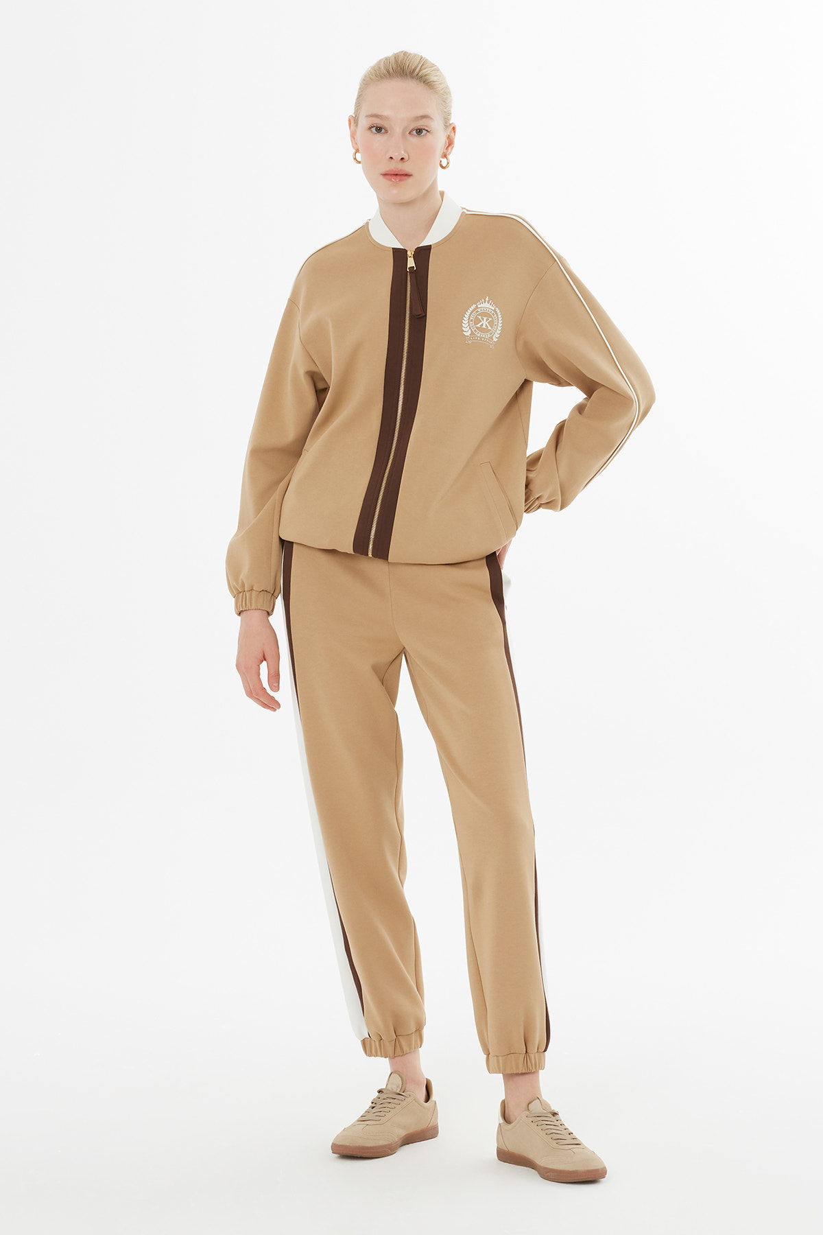 Fermuarlı Triko Yakalı Eşofman Takımı