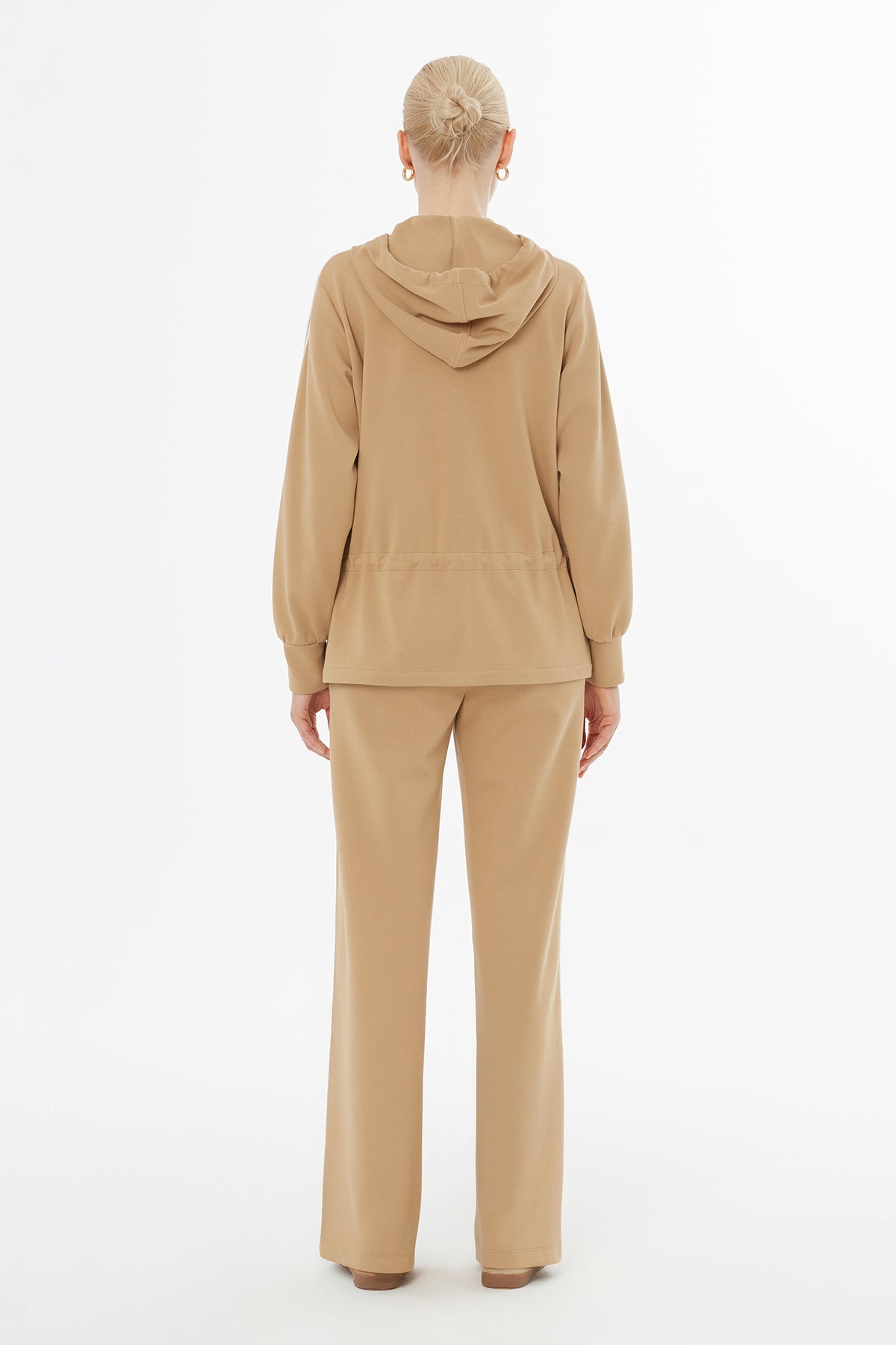 Kapüşonlu Eşofman Takımı