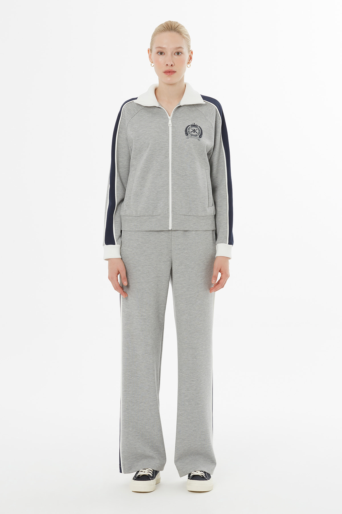 Fermuarlı Triko Yakalı Eşofman Takımı