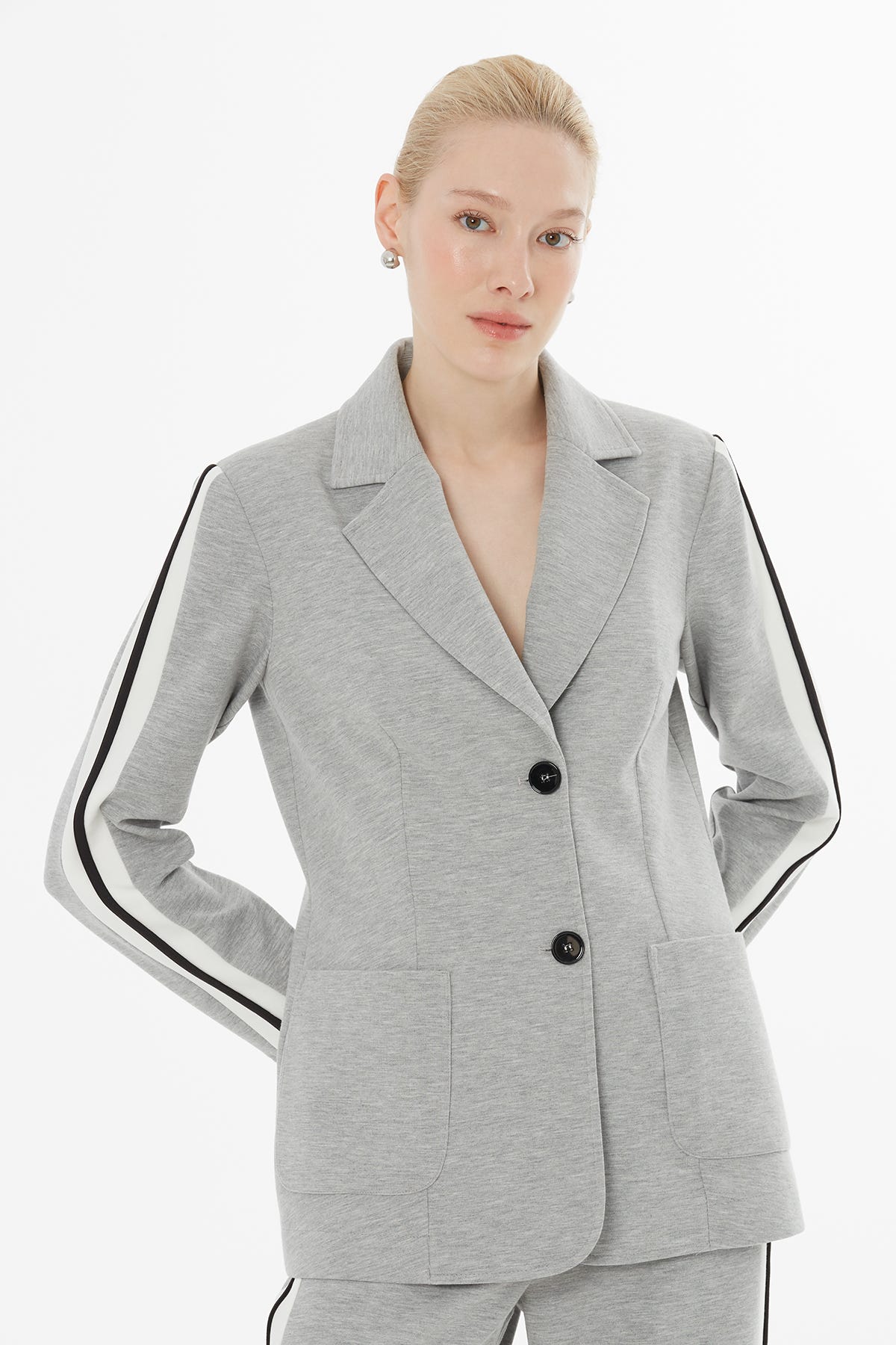 Yan Dikişler Şeritli Eşofman Takımı