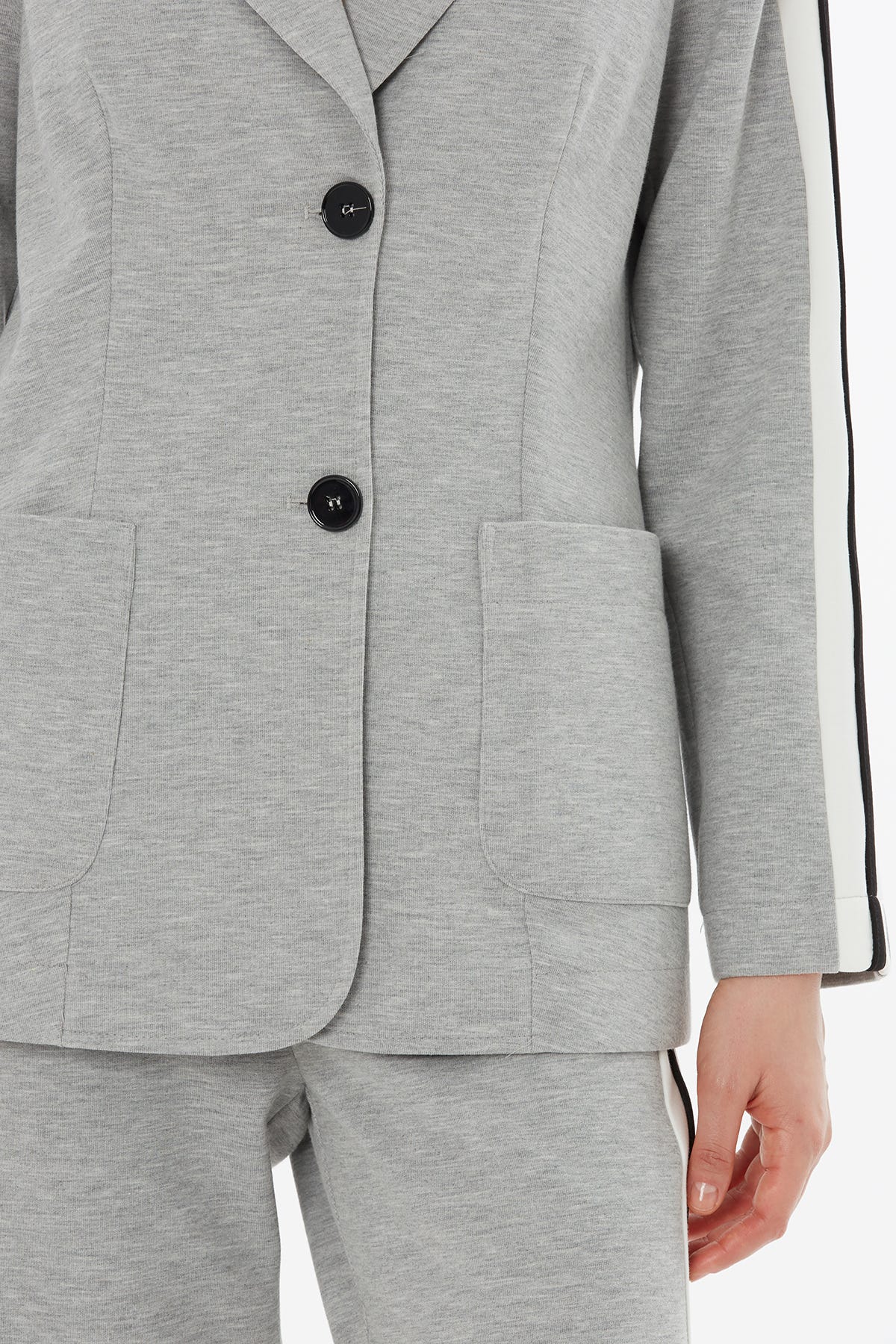 Yan Dikişler Şeritli Eşofman Takımı