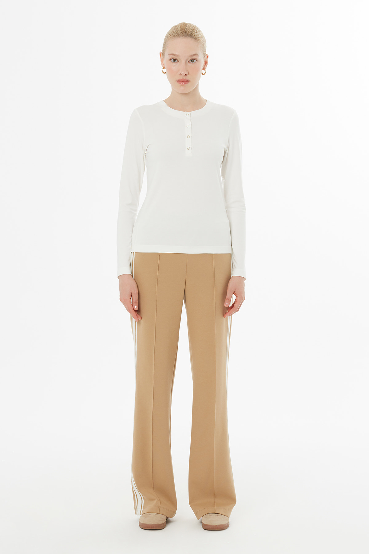 Ön Pat Çıtçıtlı Uzun Kol T-Shirt