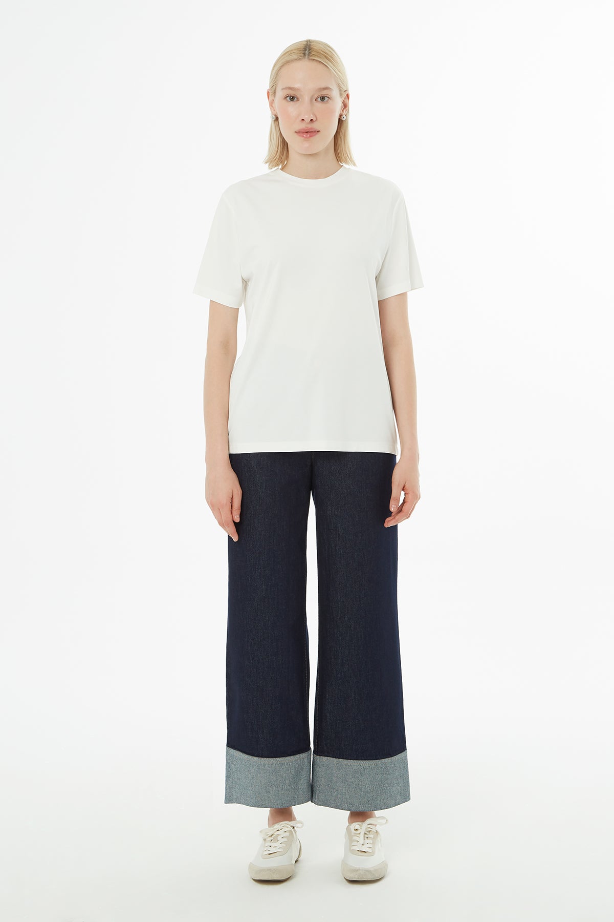 Bisiklet Yaka Kısa Kollu Basic T-shirt