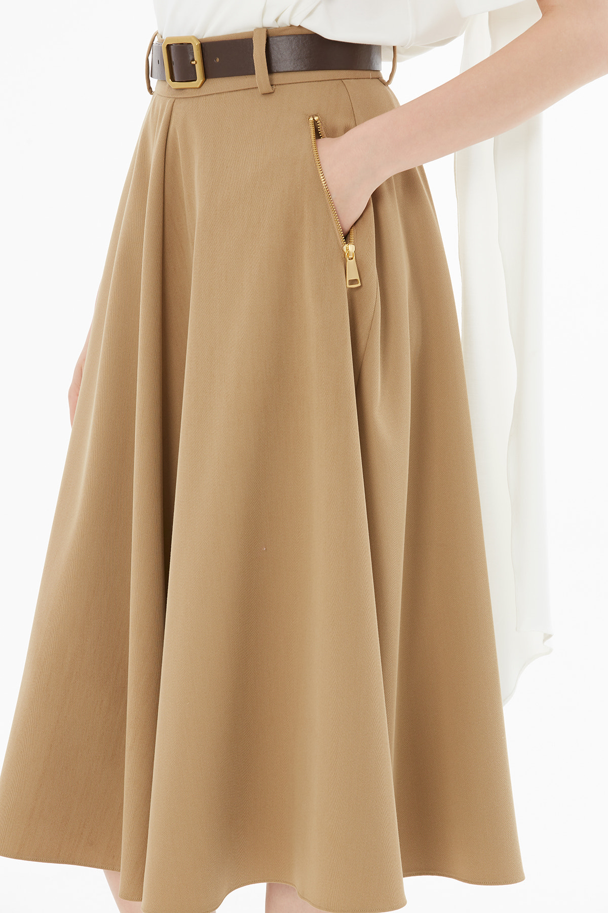 Deri Kemerli Pileli Midi Boy Elbise