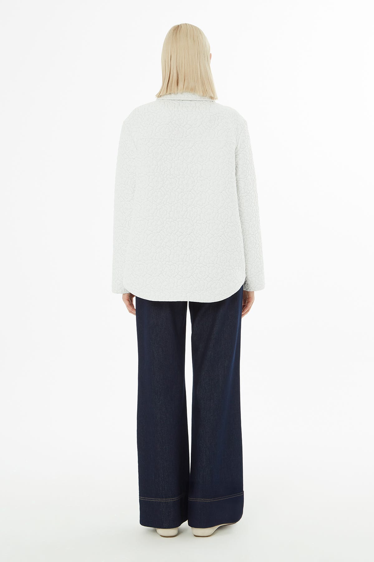 Çiçek Broşlu Fermuarlı Ceket