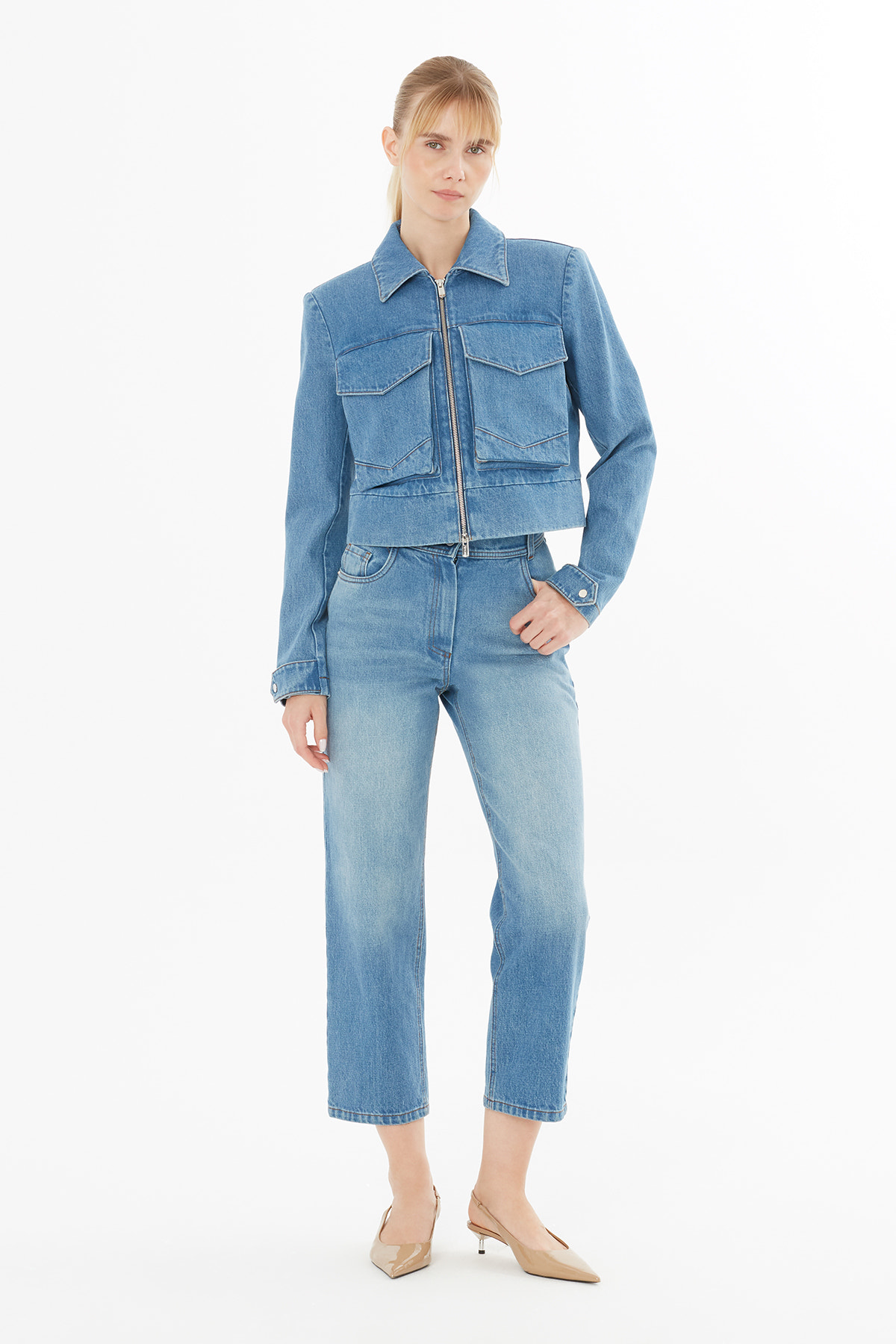 Gömlek Yakalı Cepli Kol Manşet Çıtçıt Kapamalı Ceket