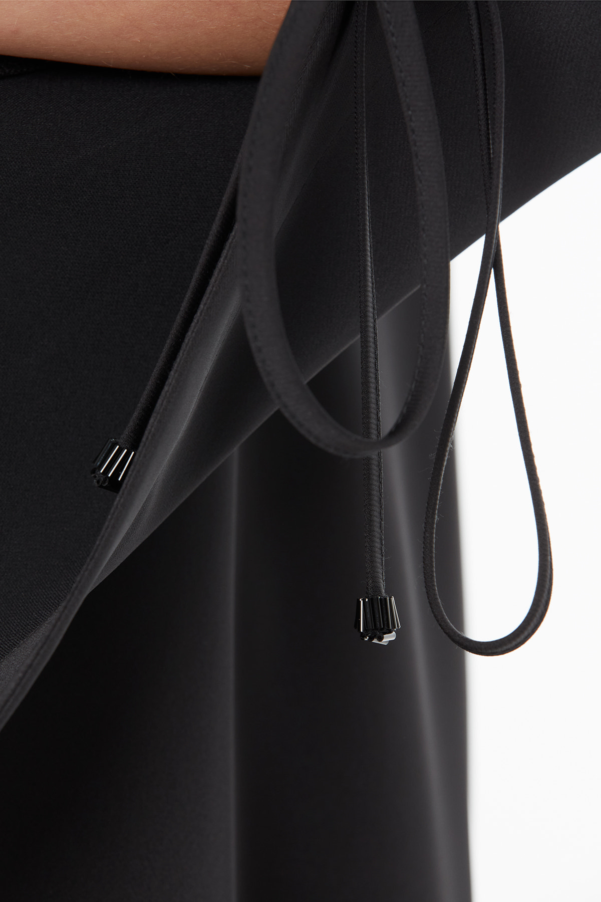 Degaje Yaka Uzun Kol Uzun Elbise